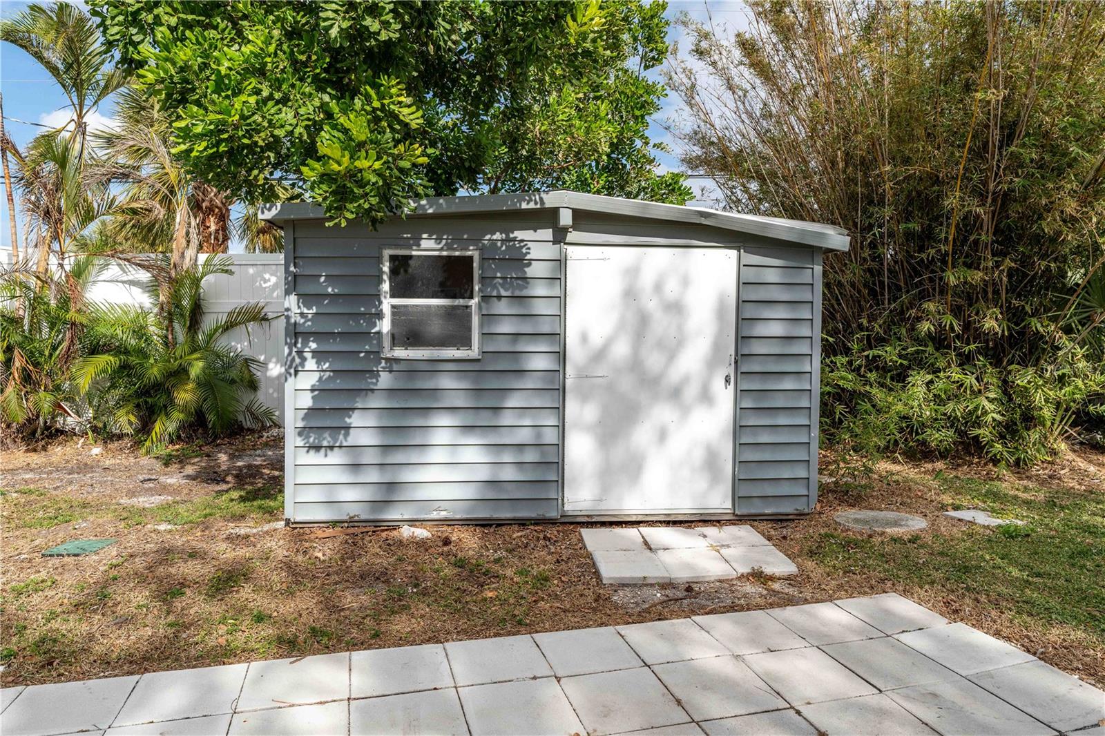1841 BUCCANEER DR, SARASOTA, FL, 34231