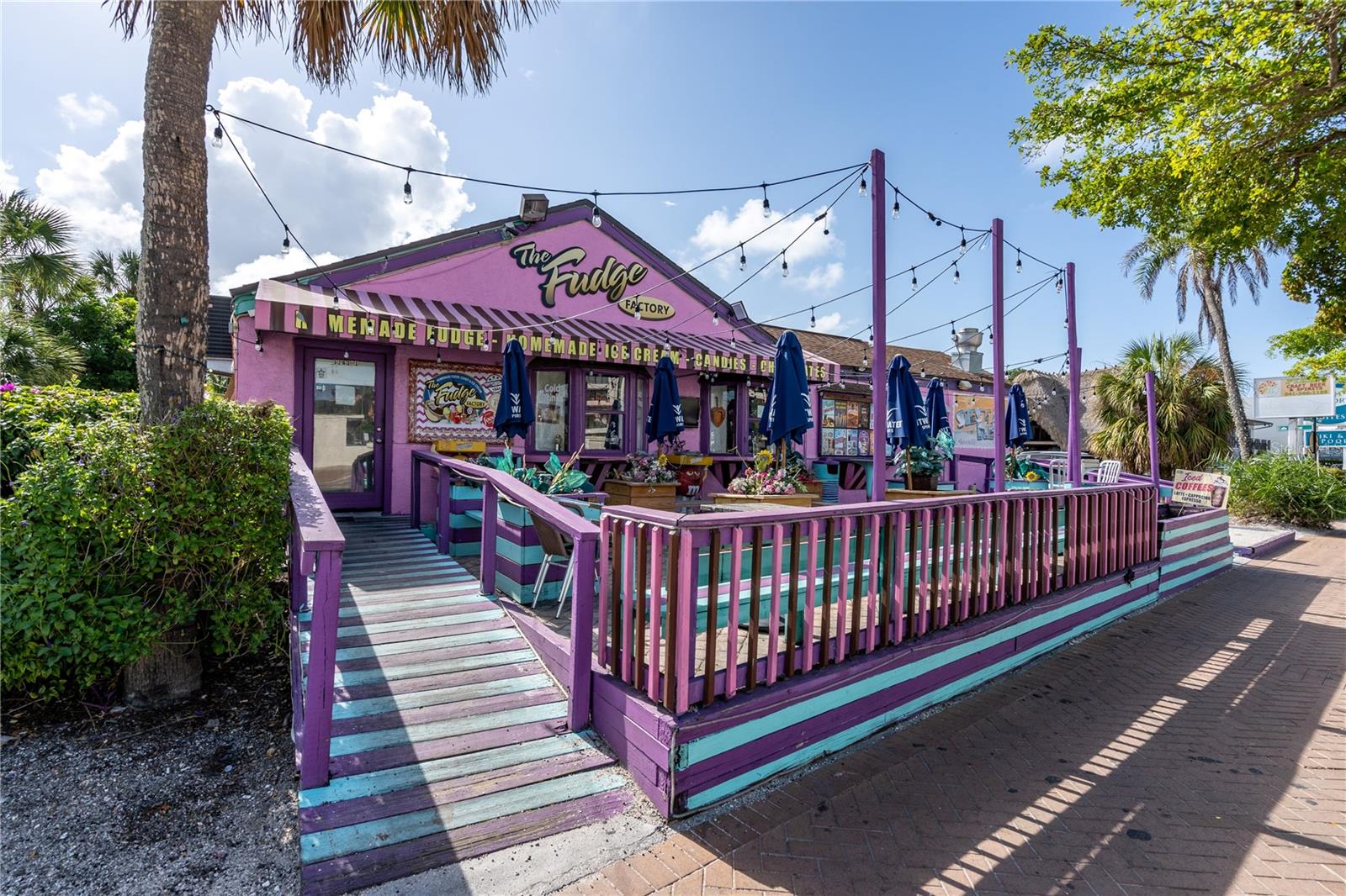 1841 BUCCANEER DR, SARASOTA, FL, 34231