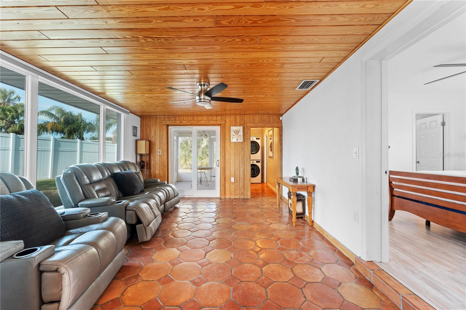 1841 BUCCANEER DR, SARASOTA, FL, 34231