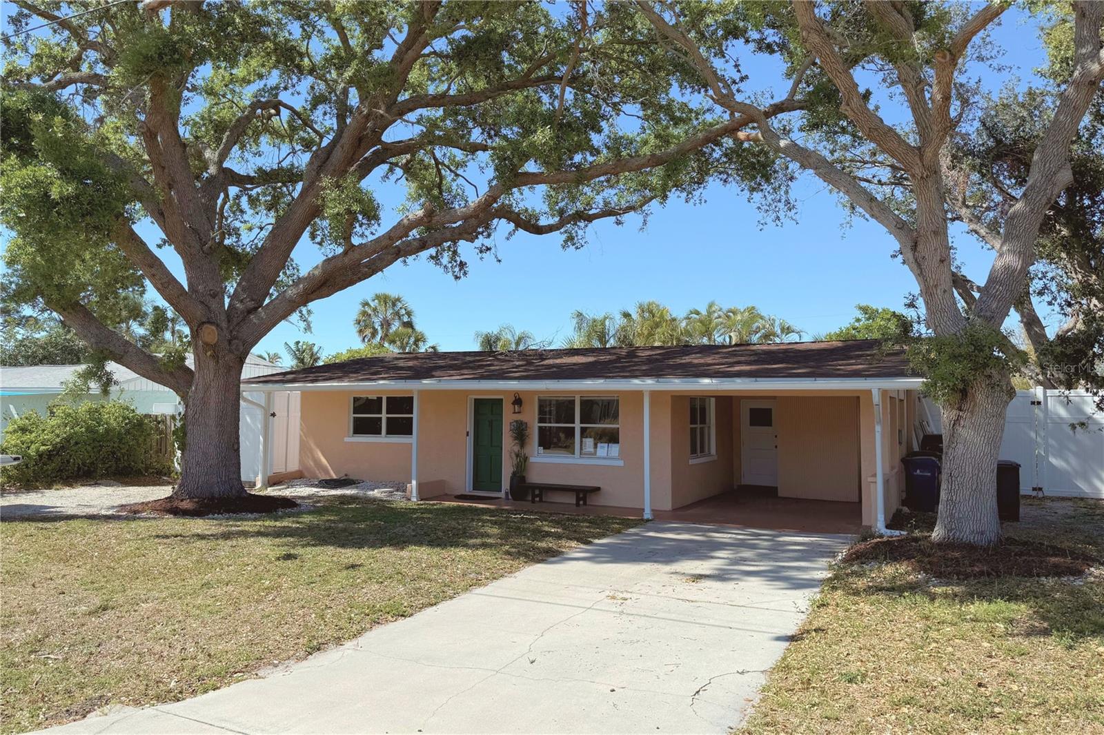 1841 BUCCANEER DR, SARASOTA, FL, 34231