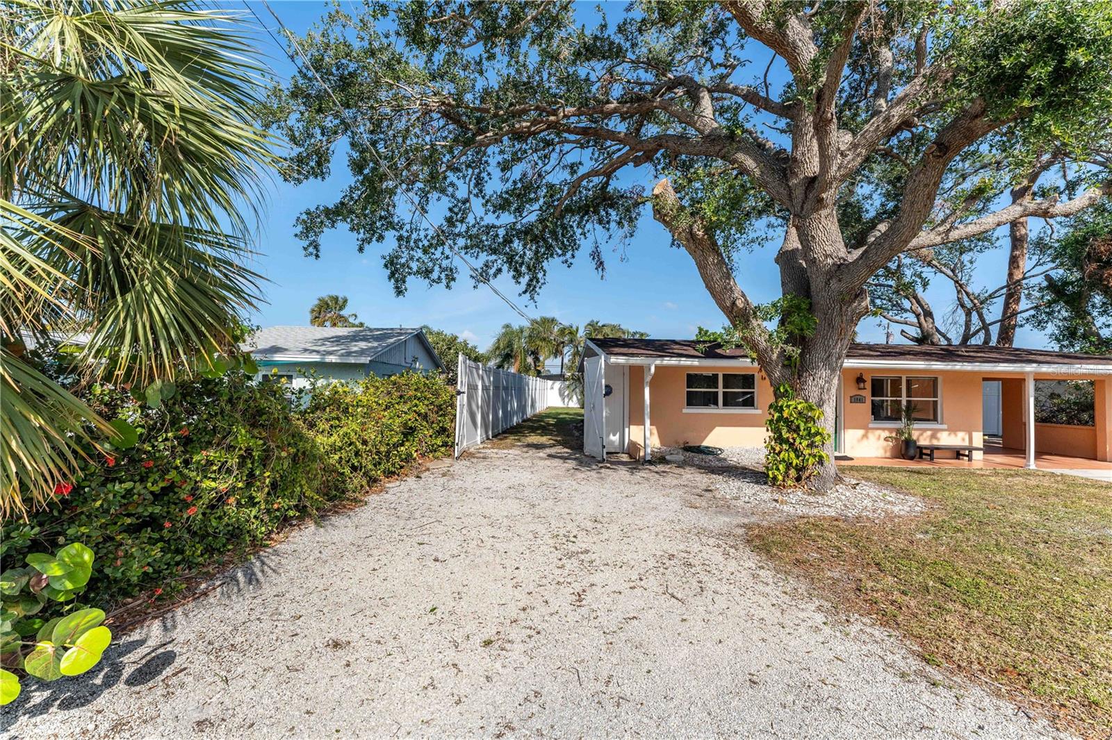 1841 BUCCANEER DR, SARASOTA, FL, 34231