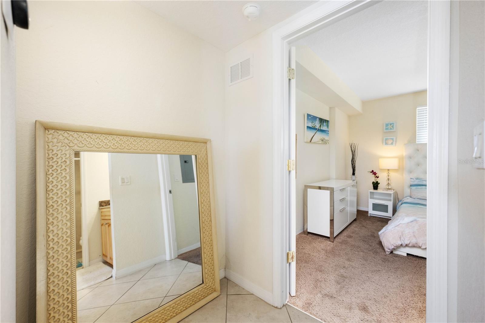 445 HAMDEN DR #302, CLEARWATER BEACH, FL, 33767