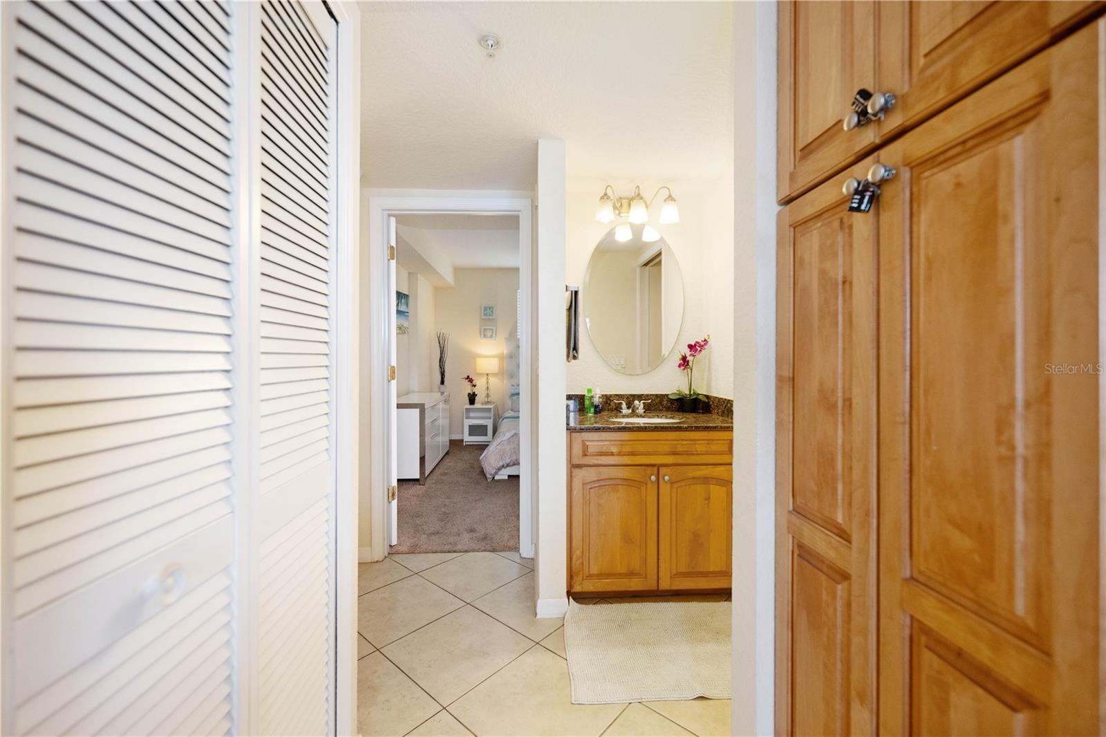445 HAMDEN DR #302, CLEARWATER BEACH, FL, 33767