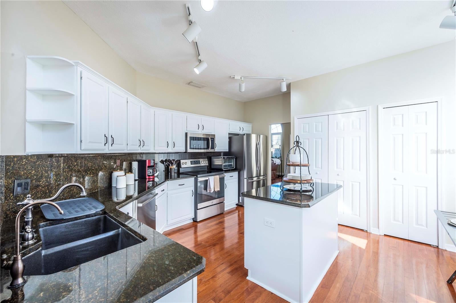 496 MILE POST CT, LAKE MARY, FL, 32746