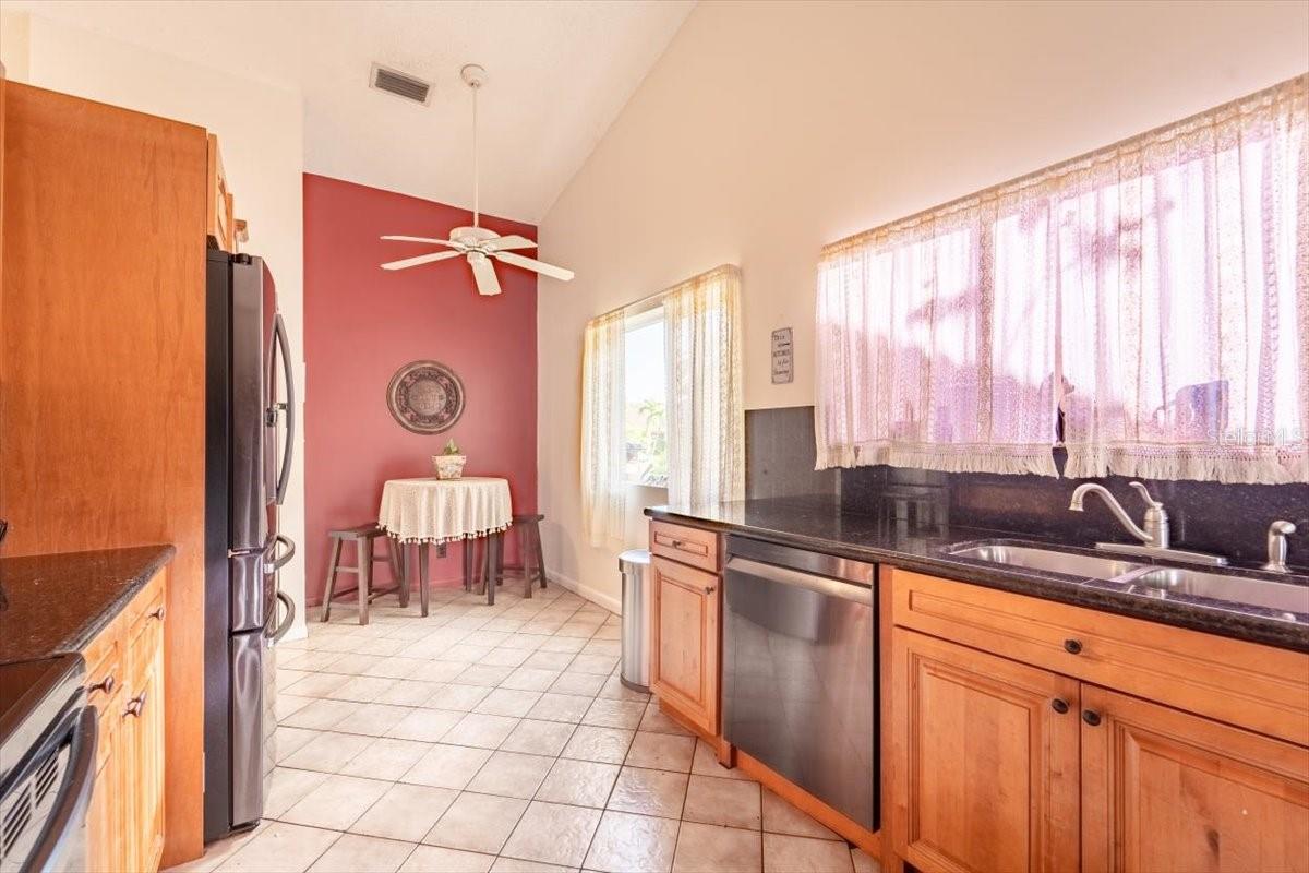 8550 NW 46TH CT, LAUDERHILL, FL, 33351