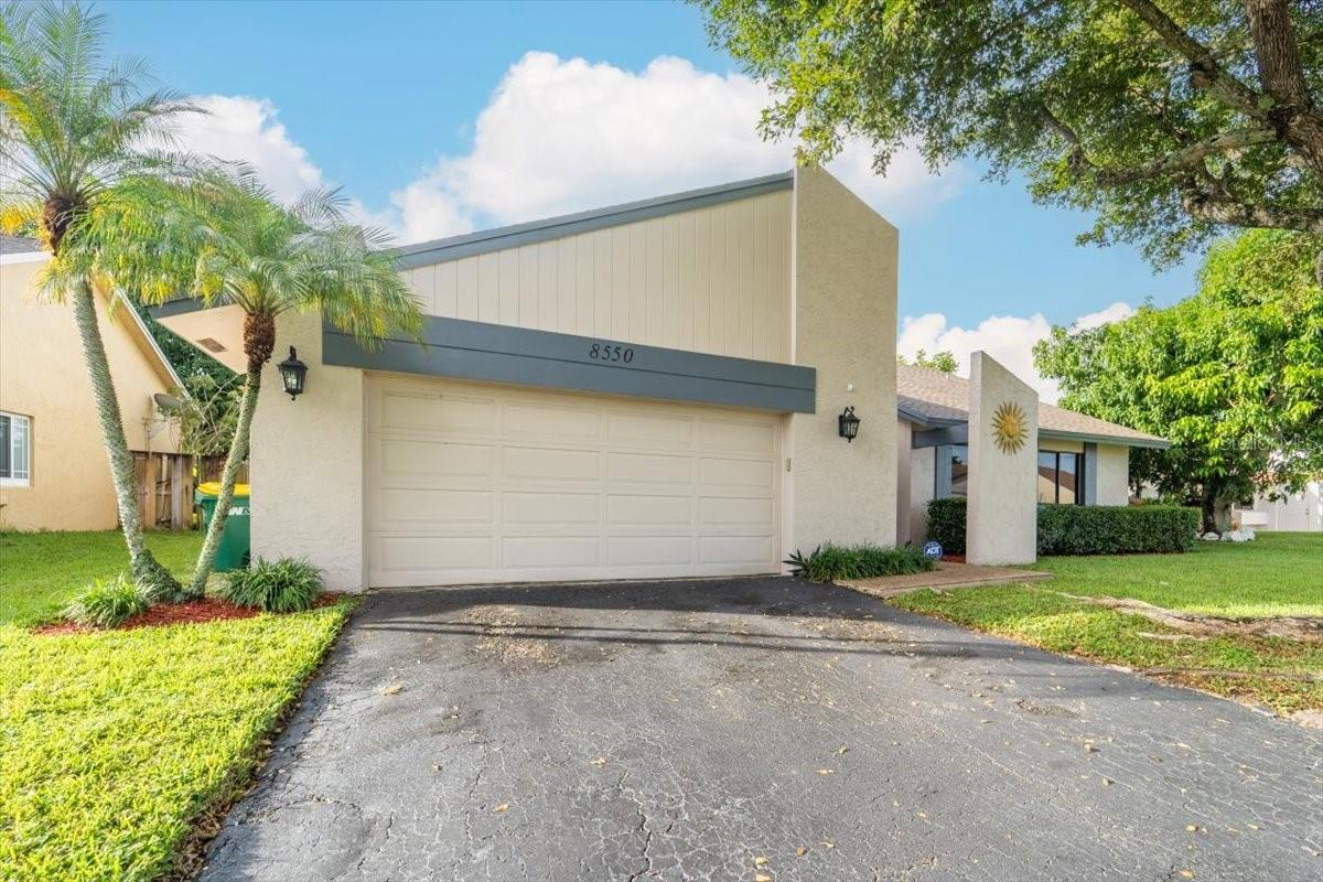 8550 NW 46TH CT, LAUDERHILL, FL, 33351