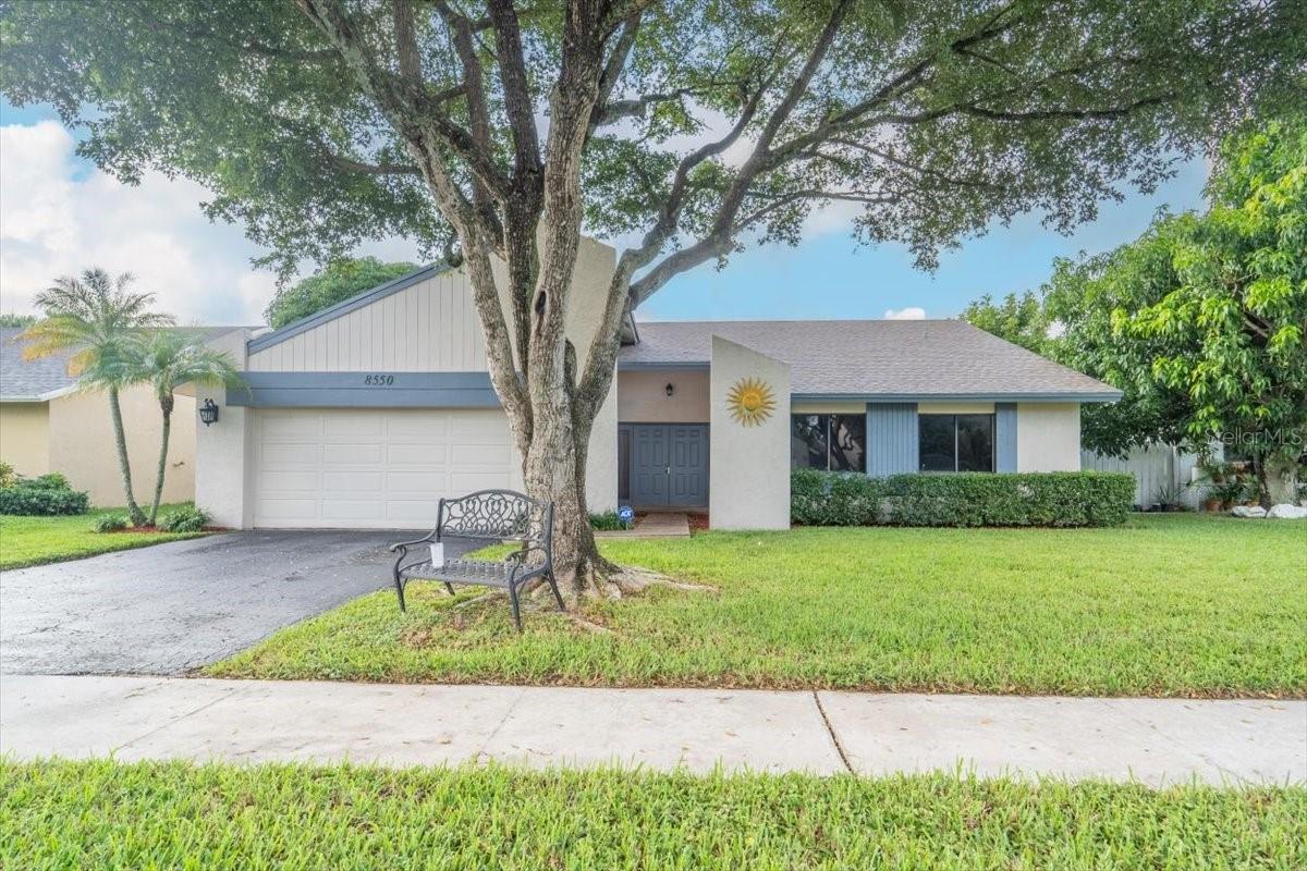 8550 NW 46TH CT, LAUDERHILL, FL, 33351