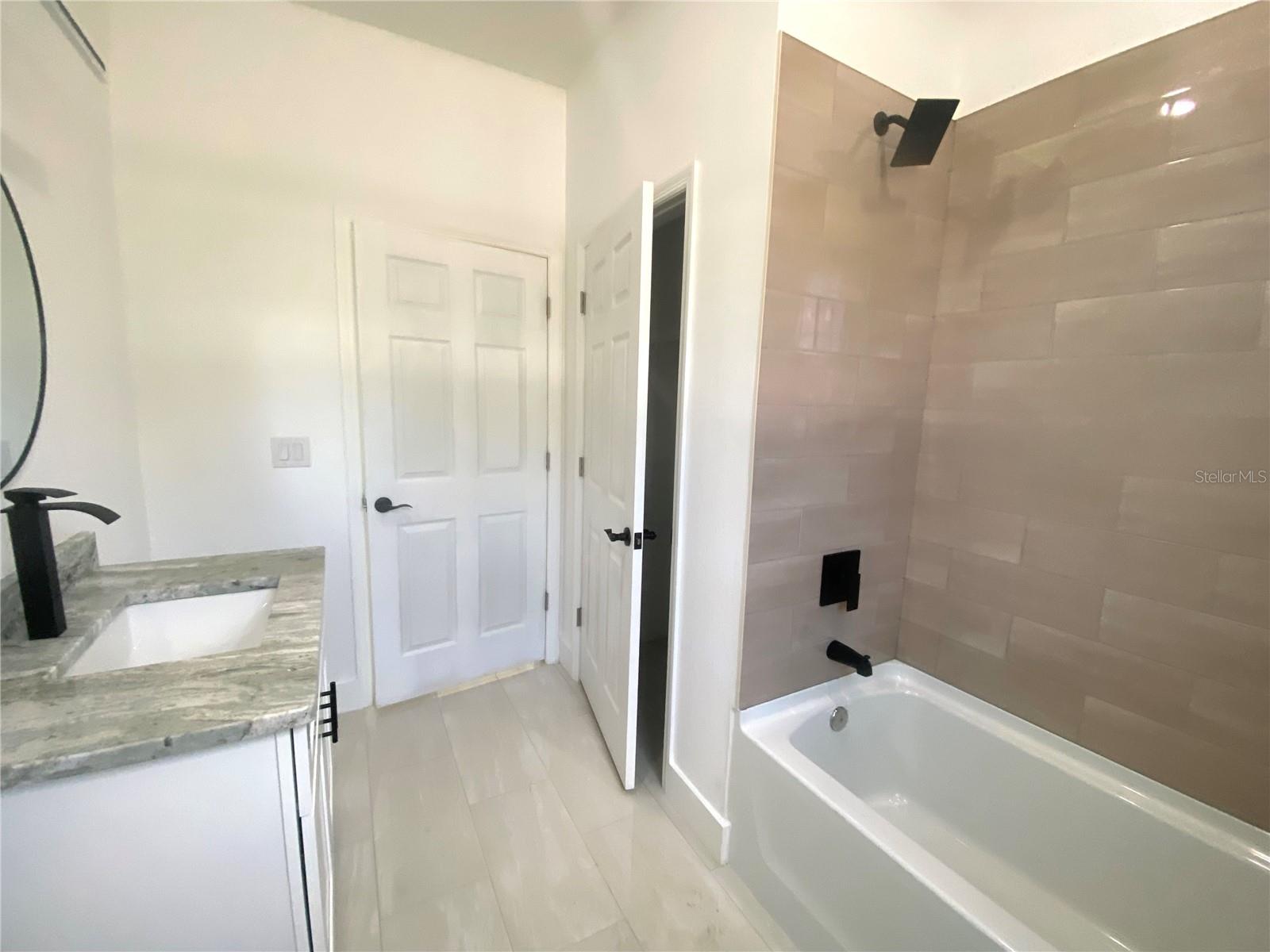 1127 SCARAB DR, SEBRING, FL, 33872