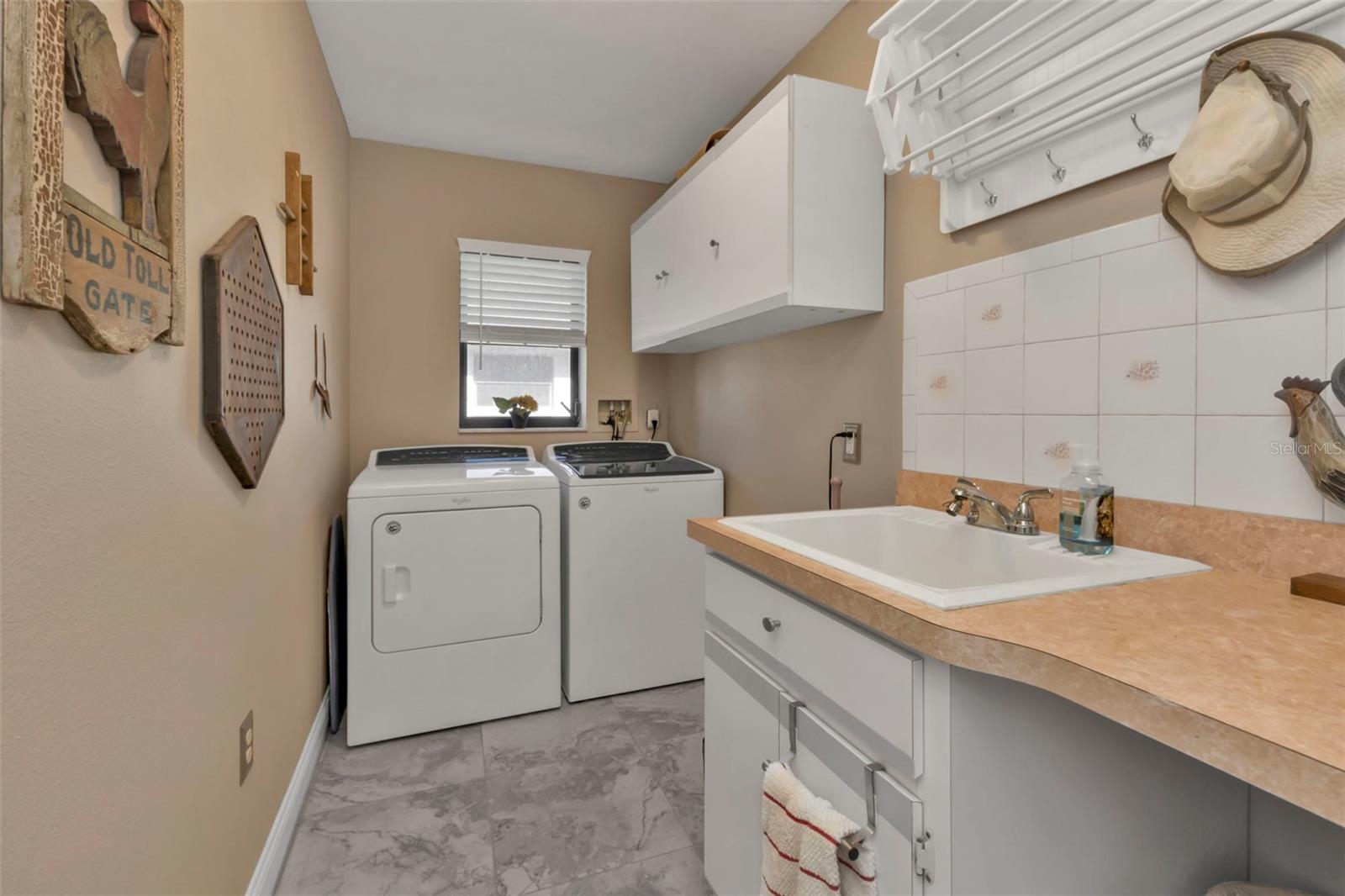2328 BONN CT, PUNTA GORDA, FL, 33983