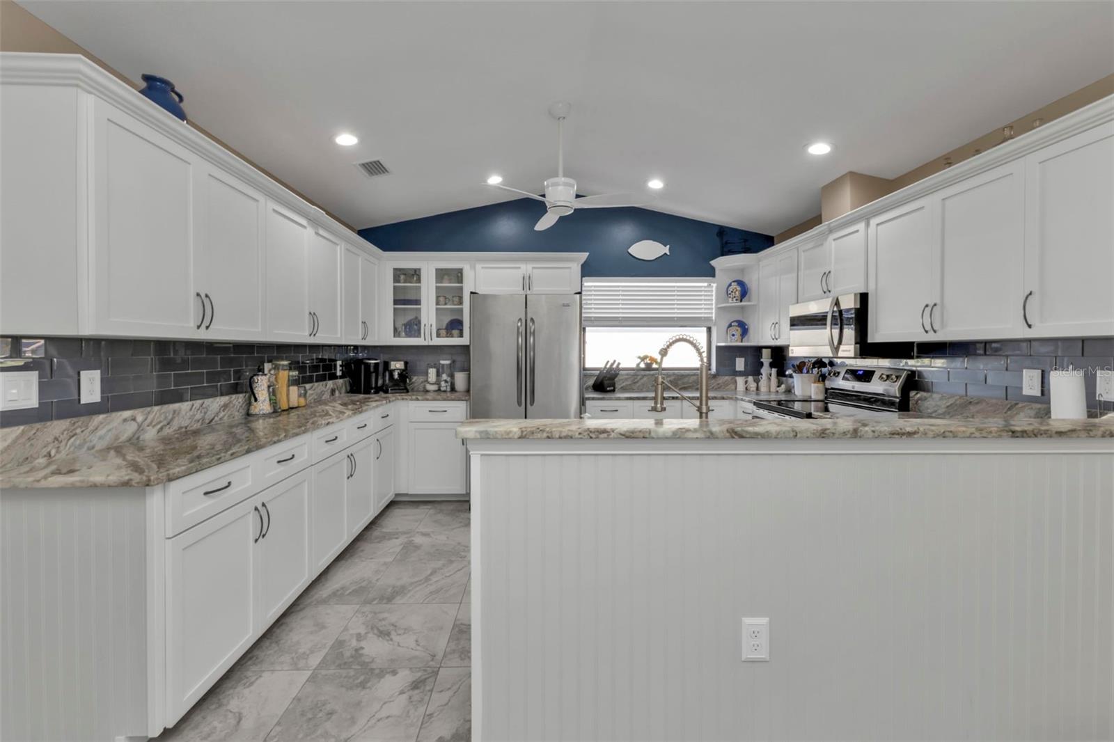 2328 BONN CT, PUNTA GORDA, FL, 33983