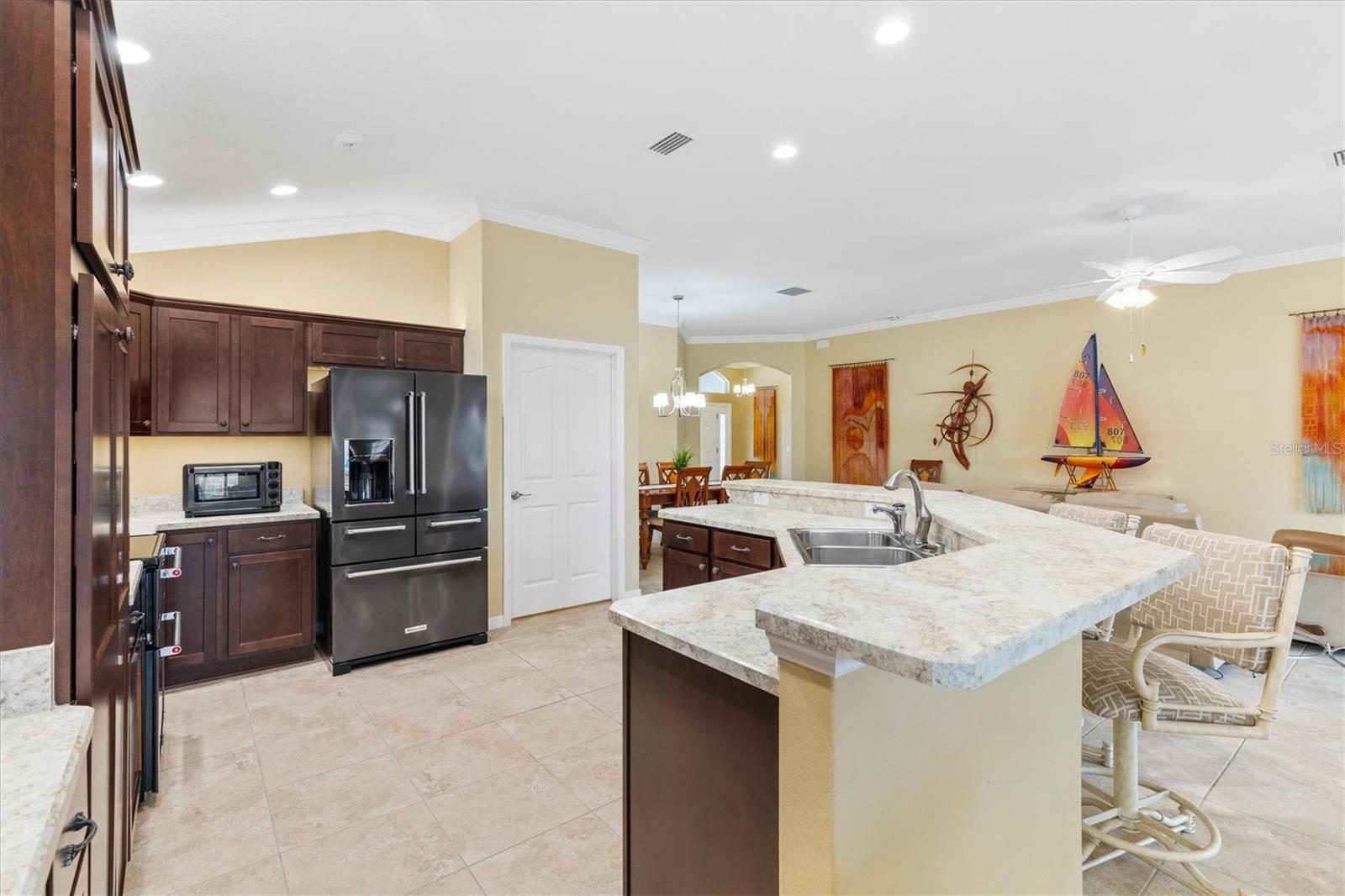 585 YARBOROUGH WAY, THE VILLAGES, FL, 32163