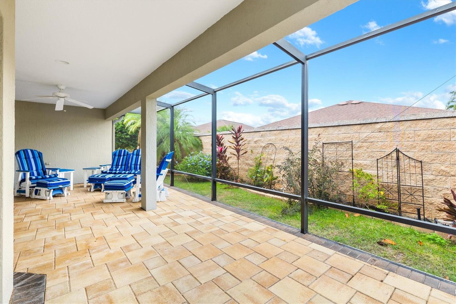 585 YARBOROUGH WAY, THE VILLAGES, FL, 32163