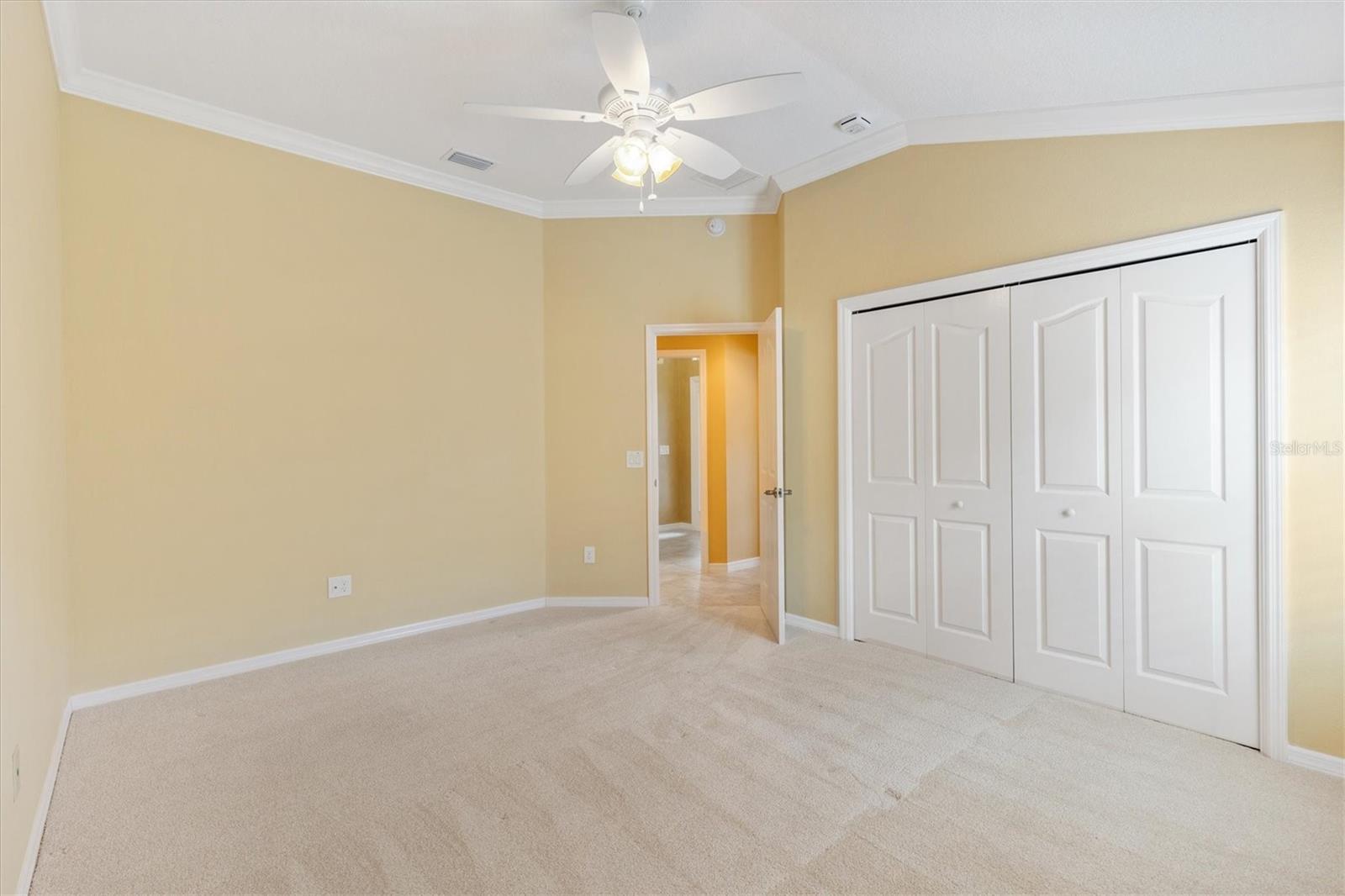 585 YARBOROUGH WAY, THE VILLAGES, FL, 32163