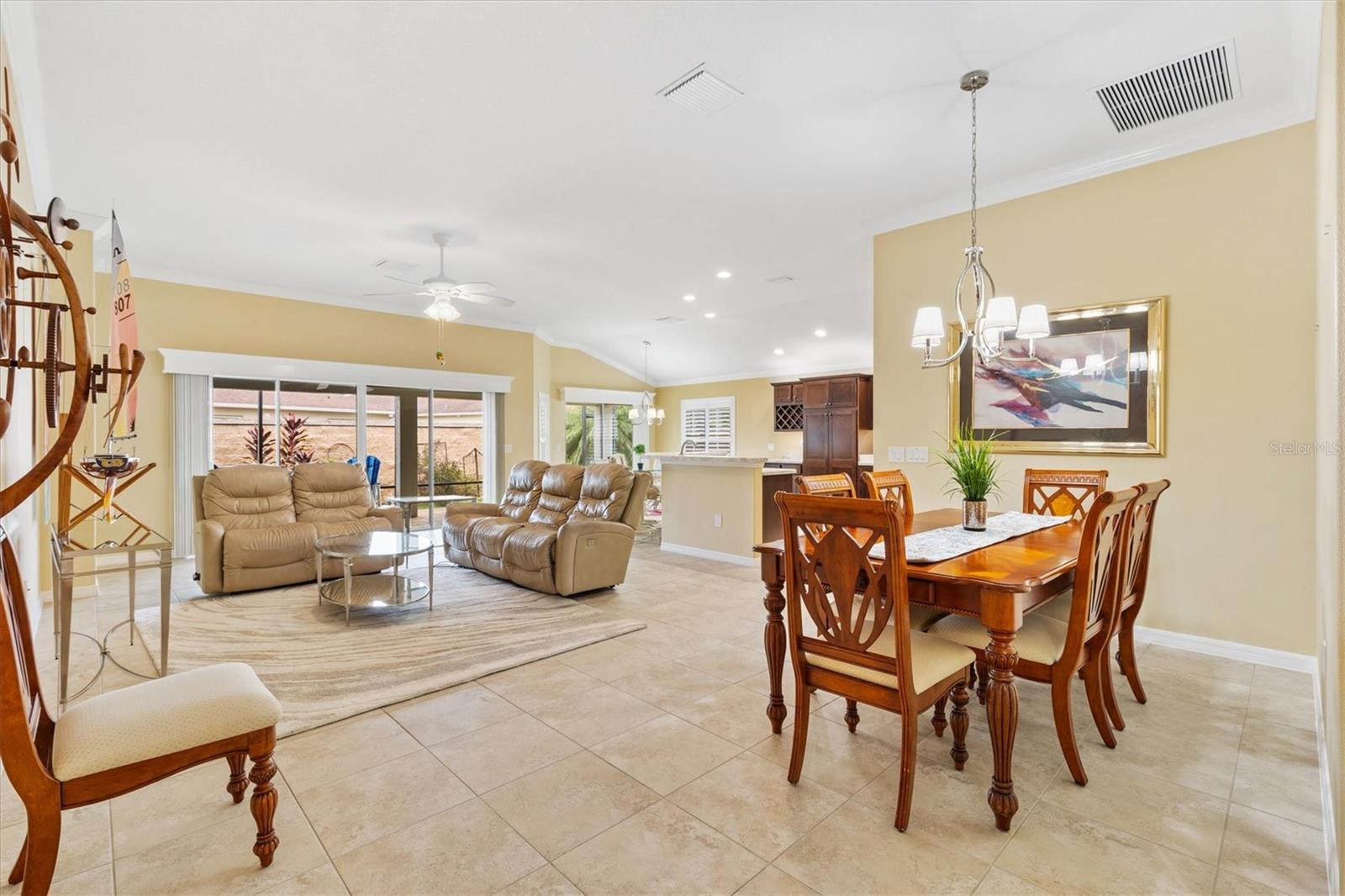 585 YARBOROUGH WAY, THE VILLAGES, FL, 32163