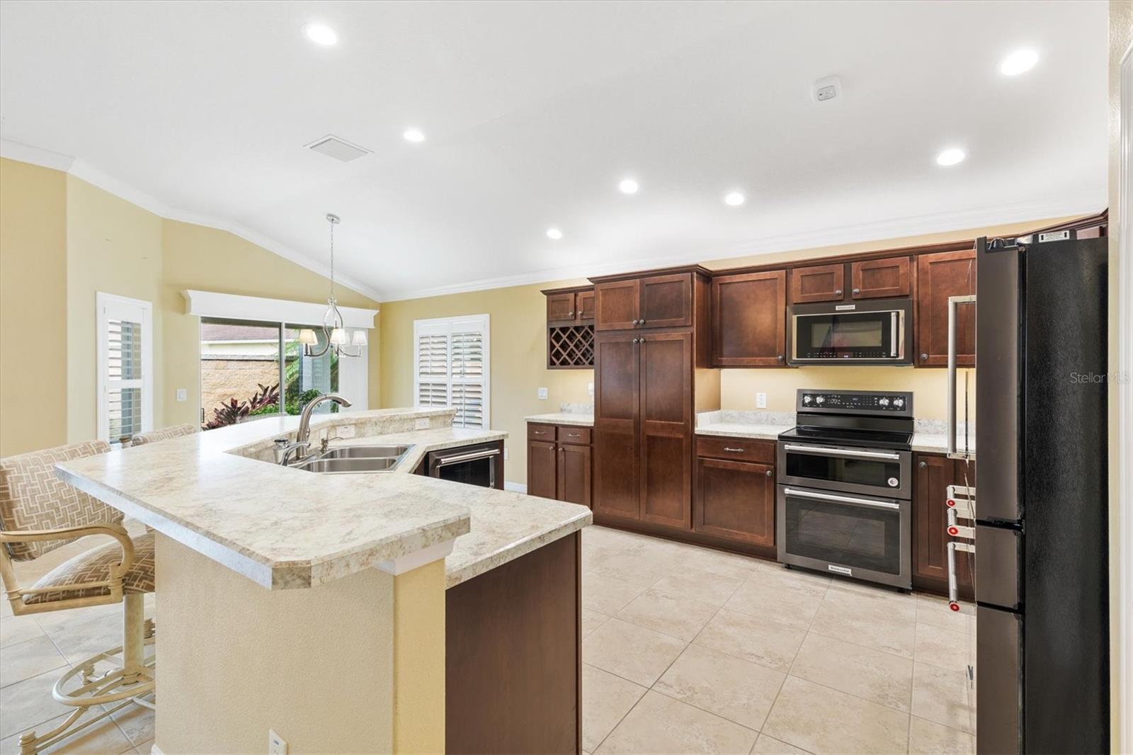 585 YARBOROUGH WAY, THE VILLAGES, FL, 32163