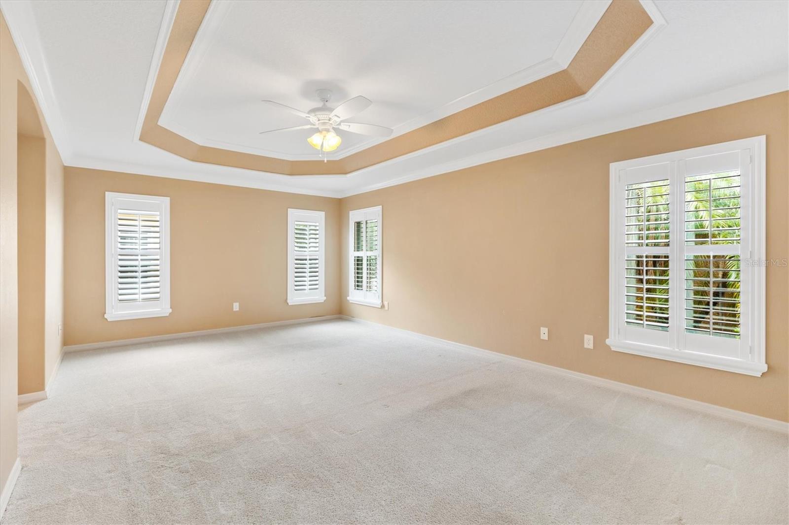 585 YARBOROUGH WAY, THE VILLAGES, FL, 32163
