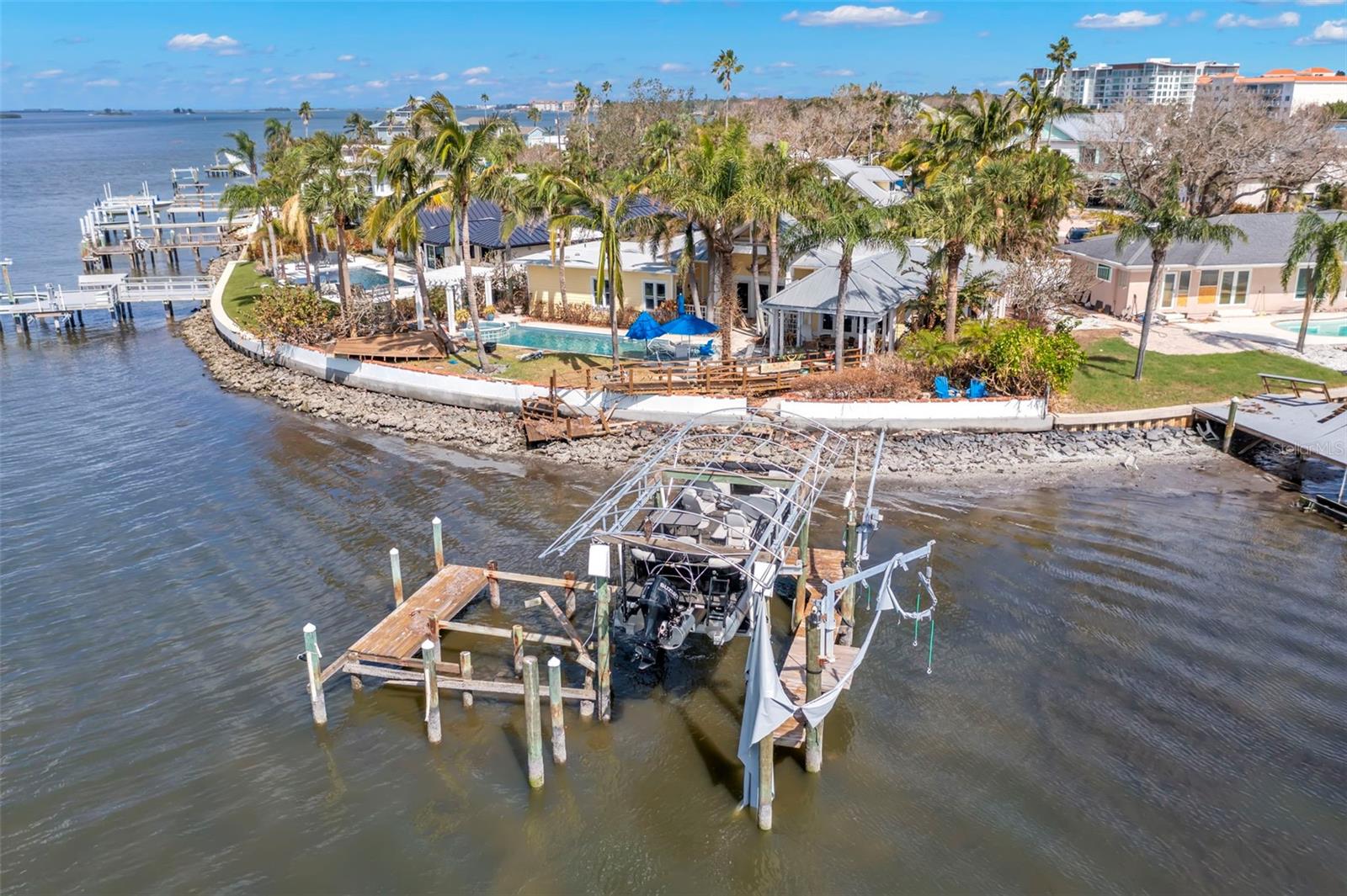 1828 VENETIAN POINT DR, CLEARWATER, FL, 33755