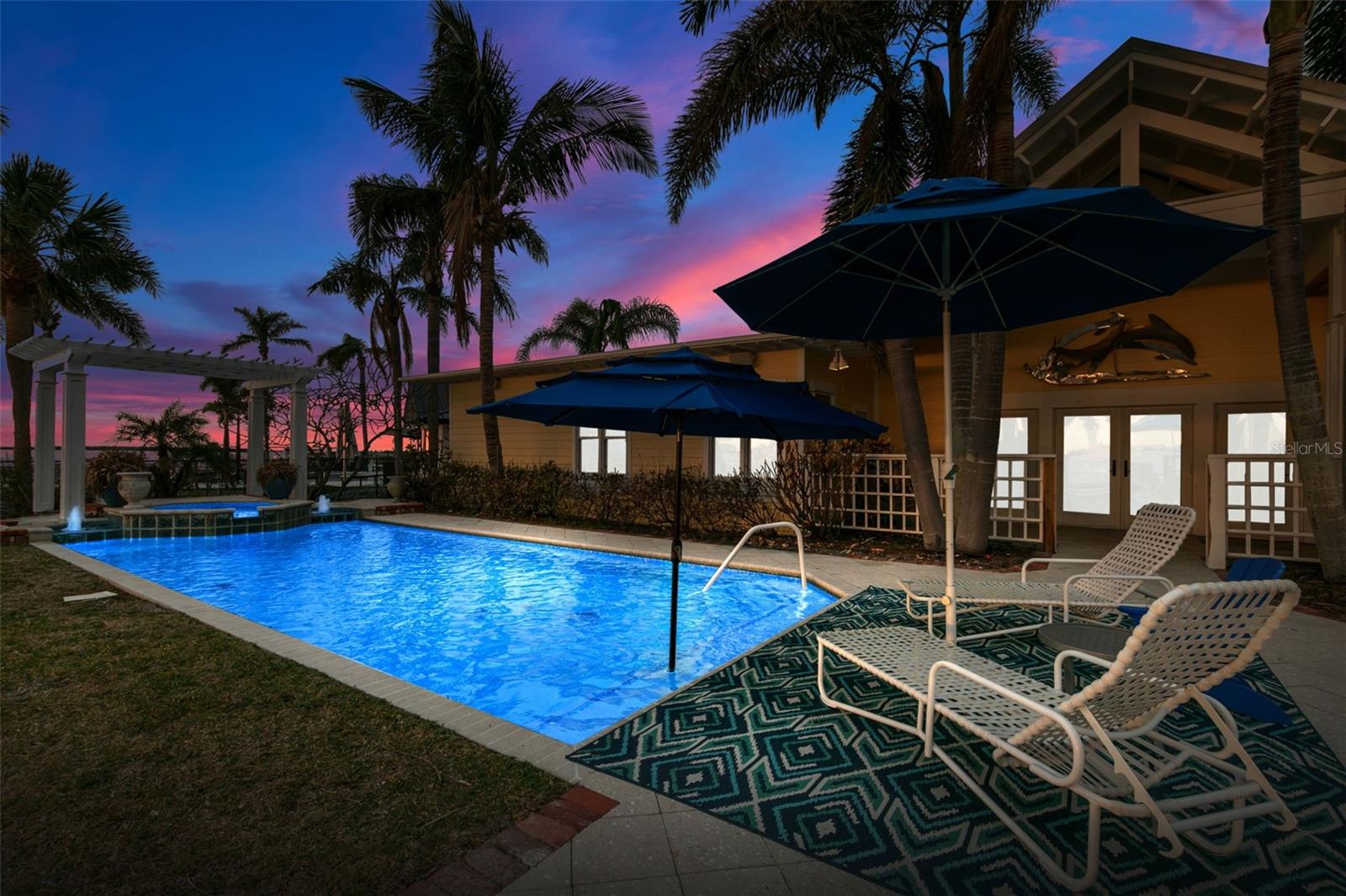 1828 VENETIAN POINT DR, CLEARWATER, FL, 33755
