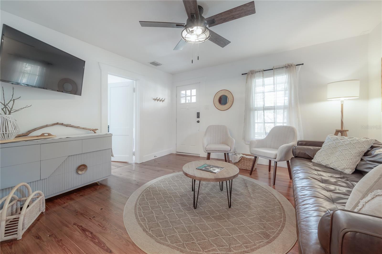 6701 N BRANCH AVE, TAMPA, FL, 33604