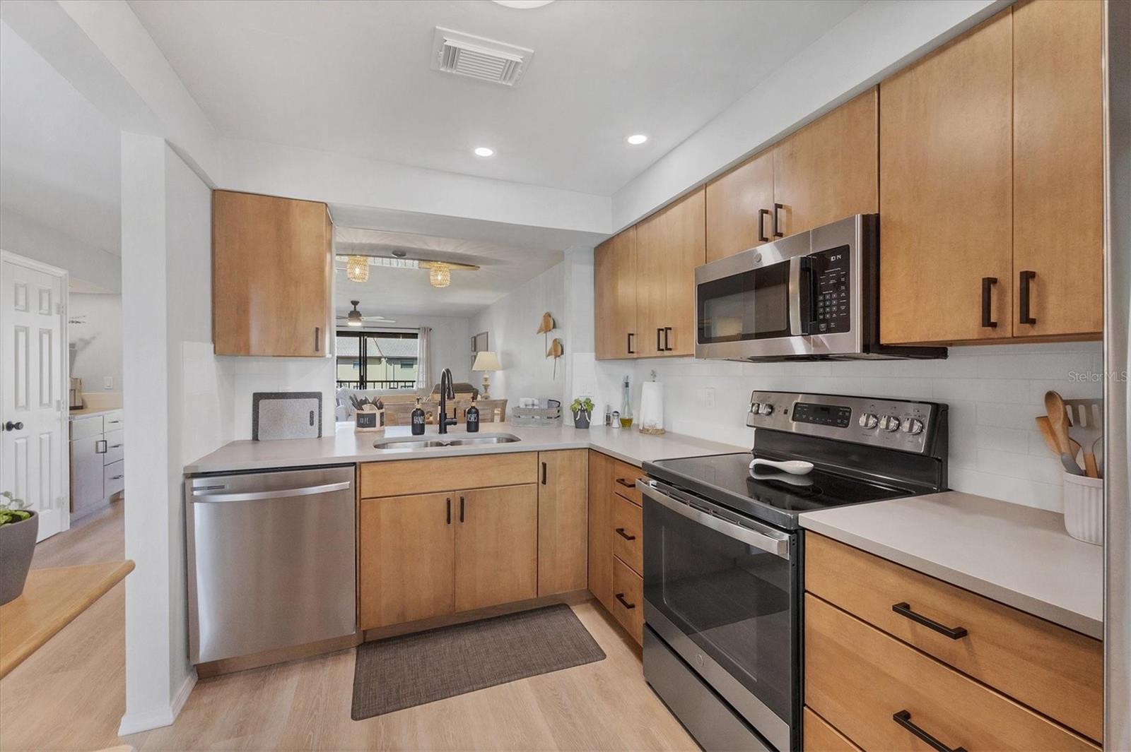 400 MISSION TRL E #D, VENICE, FL, 34285