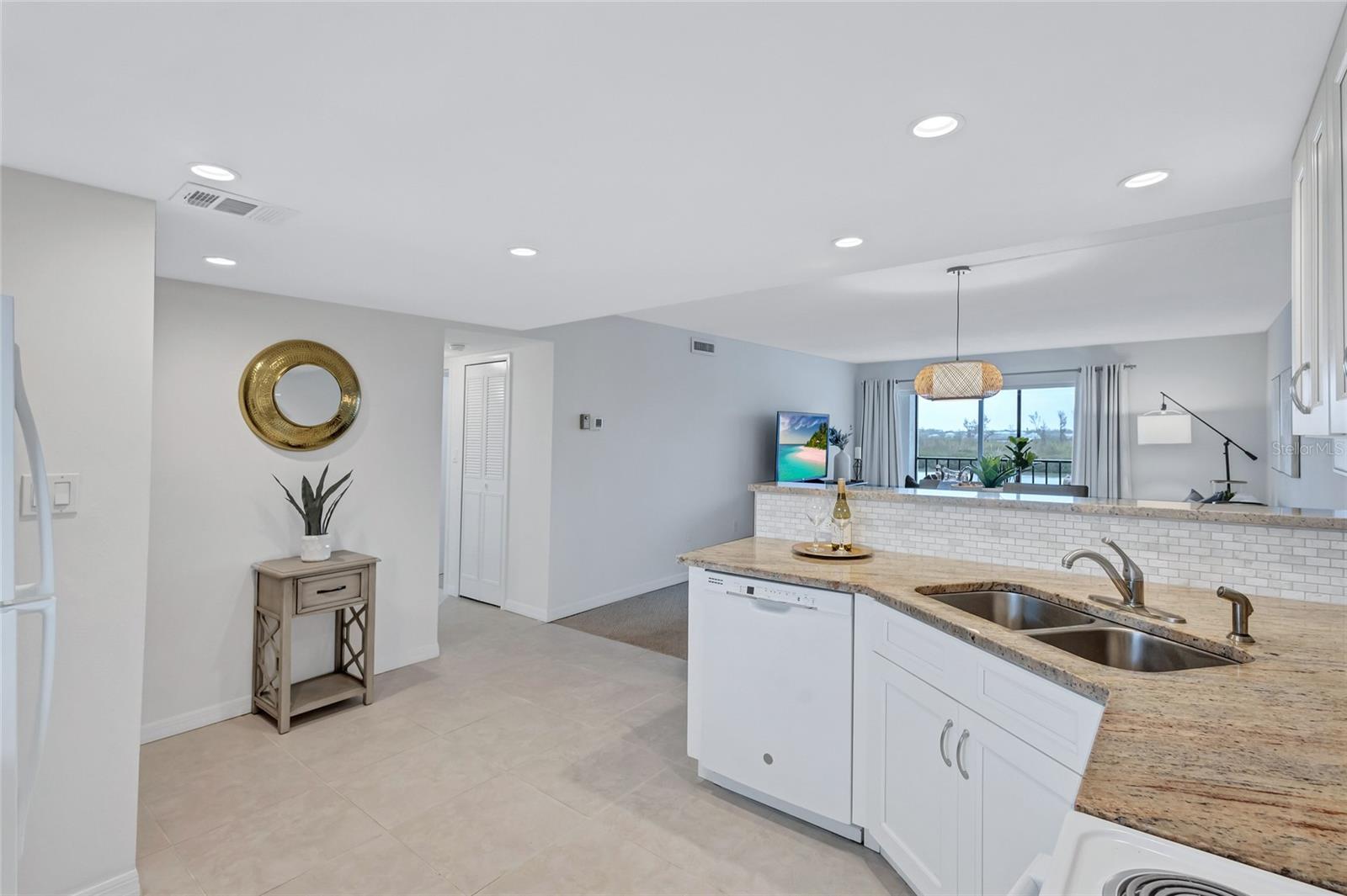 9397 MIDNIGHT PASS RD #505, SARASOTA, FL, 34242