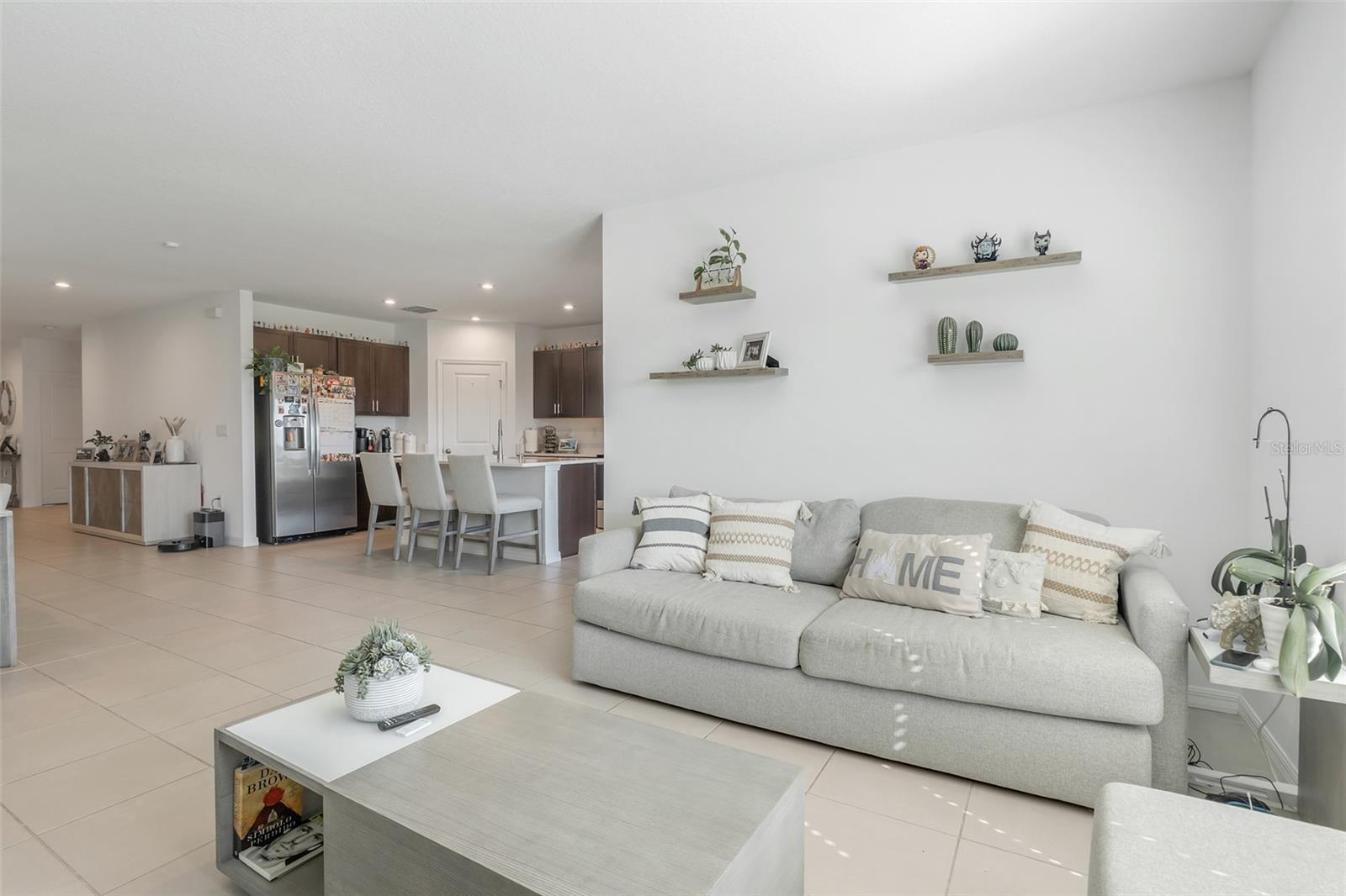 223 ZIRCON RD, KISSIMMEE, FL, 34758