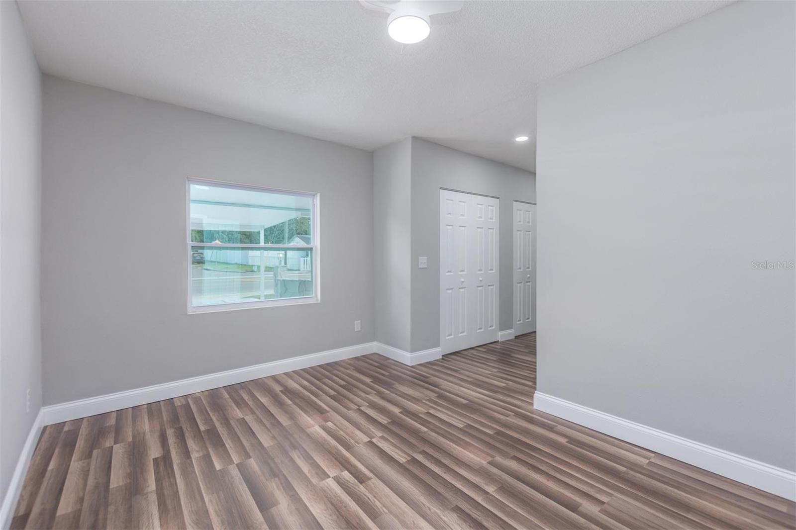 312 N THOMPSON RD, APOPKA, FL, 32703