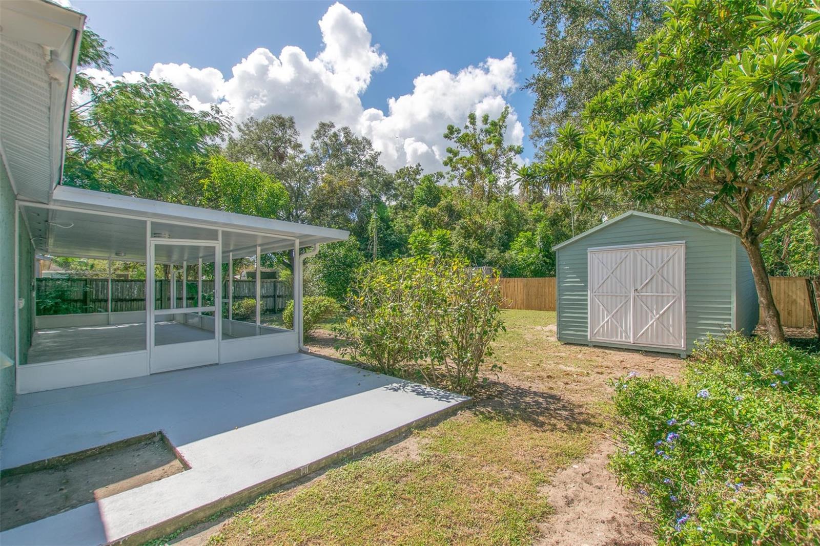 312 N THOMPSON RD, APOPKA, FL, 32703