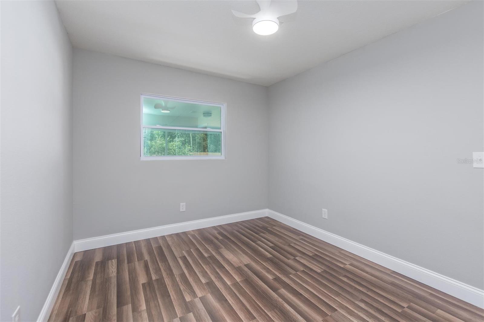 312 N THOMPSON RD, APOPKA, FL, 32703