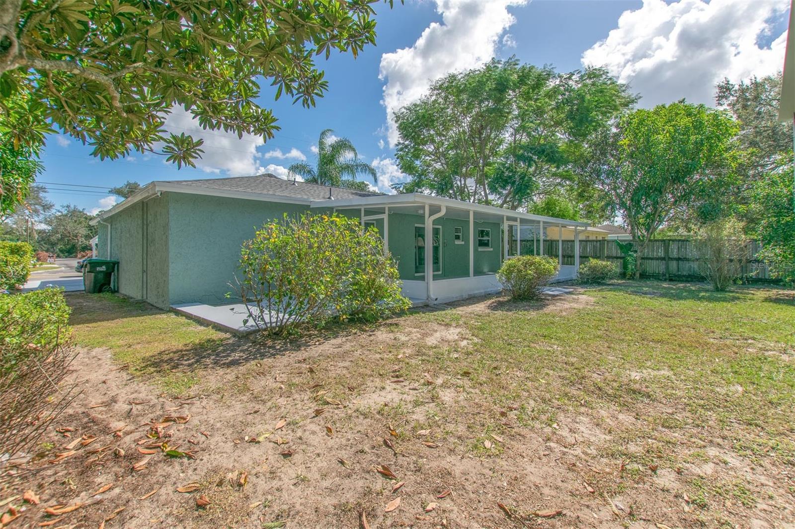 312 N THOMPSON RD, APOPKA, FL, 32703