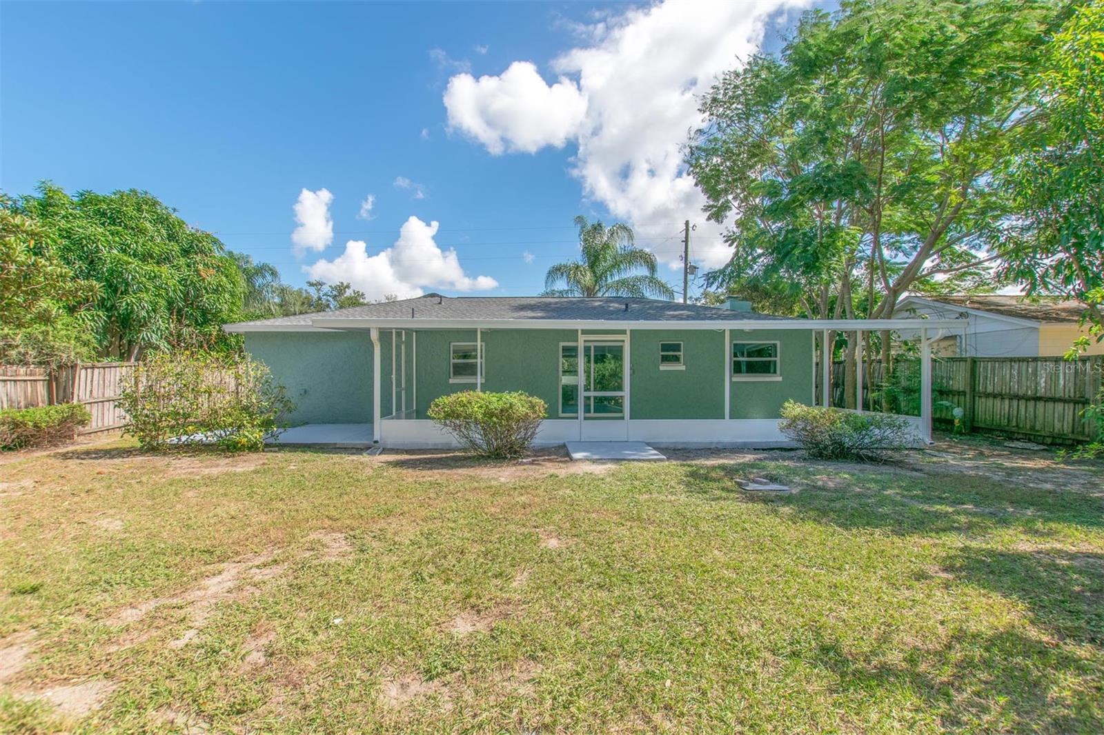 312 N THOMPSON RD, APOPKA, FL, 32703