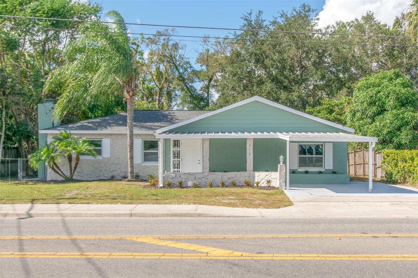 312 N THOMPSON RD, APOPKA, FL, 32703