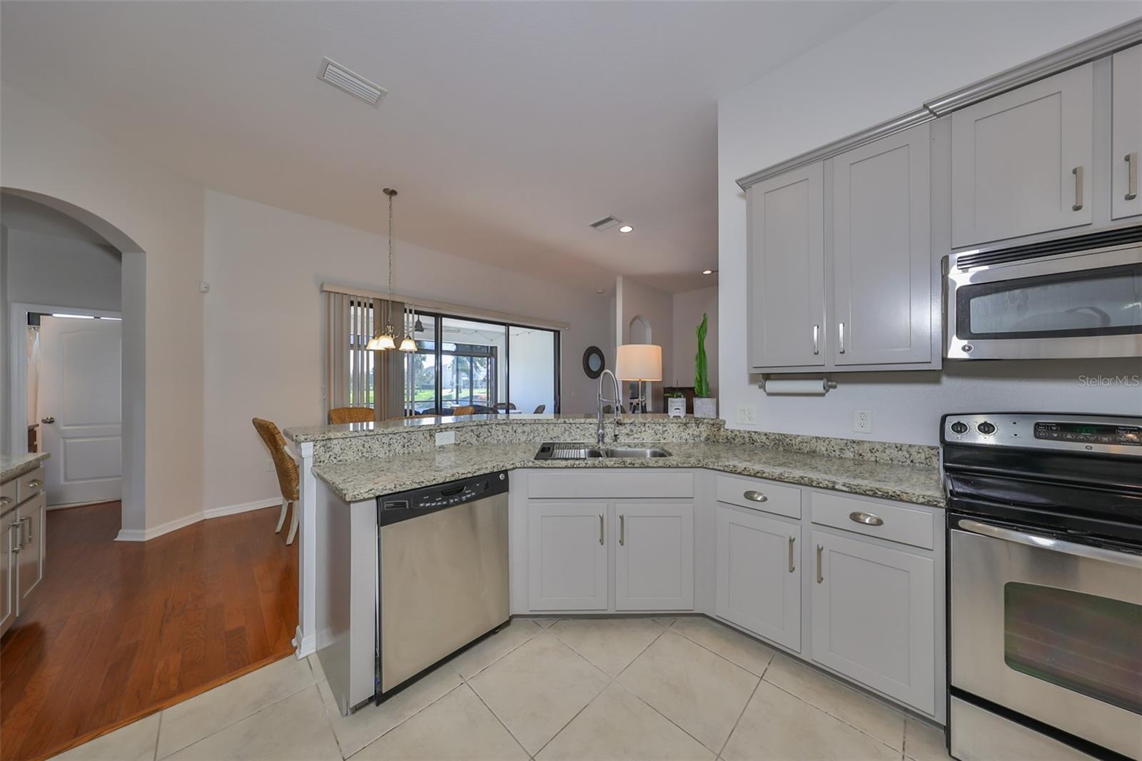 5303 MOON SHELL DR, APOLLO BEACH, FL, 33572