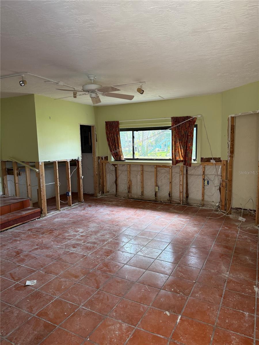 64 INNESS DR, TARPON SPRINGS, FL, 34689