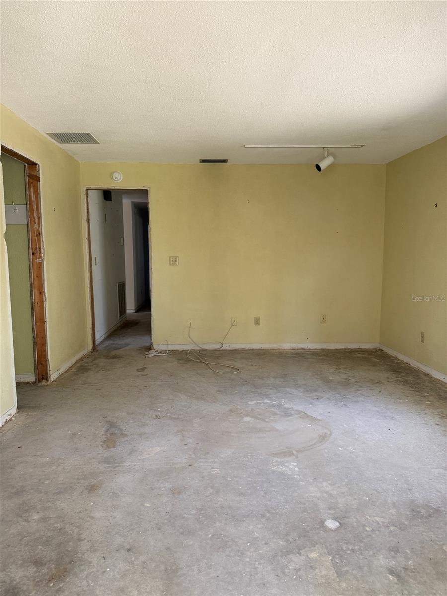 64 INNESS DR, TARPON SPRINGS, FL, 34689