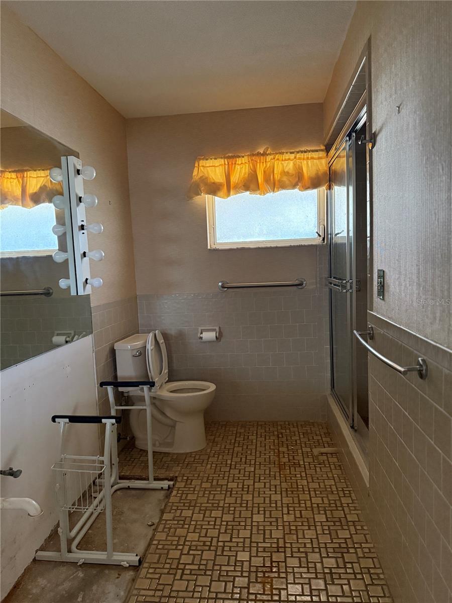 64 INNESS DR, TARPON SPRINGS, FL, 34689