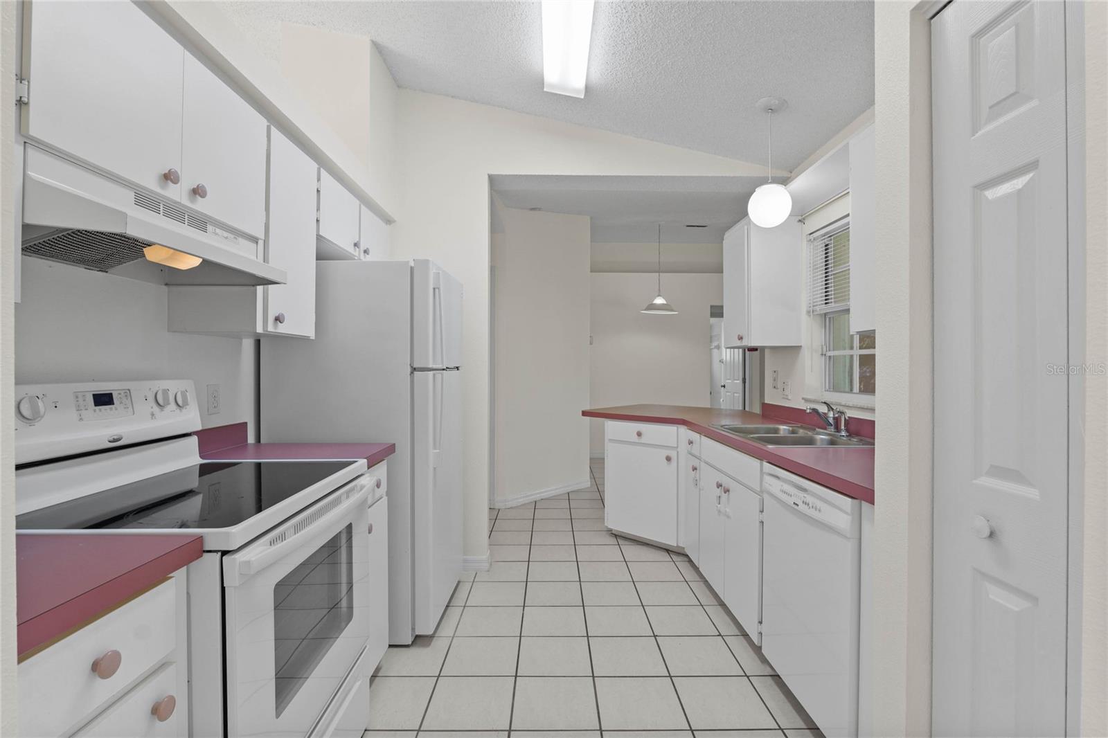 101 NEAL DR, DELTONA, FL, 32738