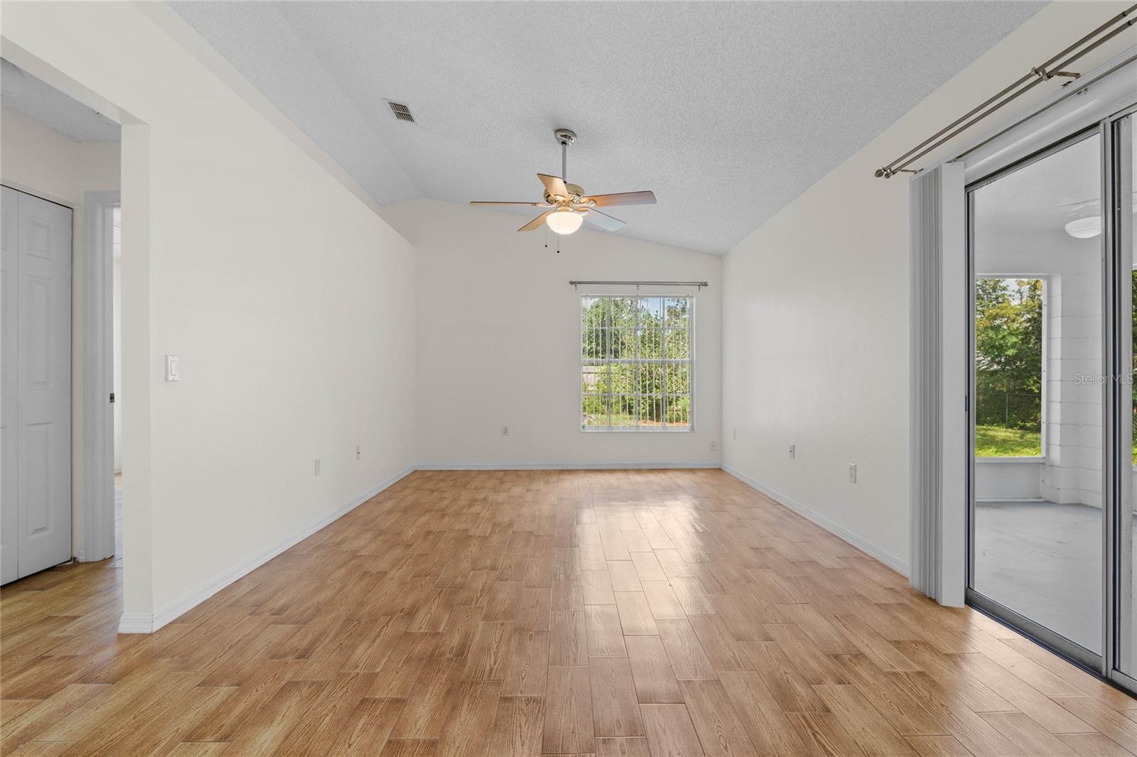 101 NEAL DR, DELTONA, FL, 32738