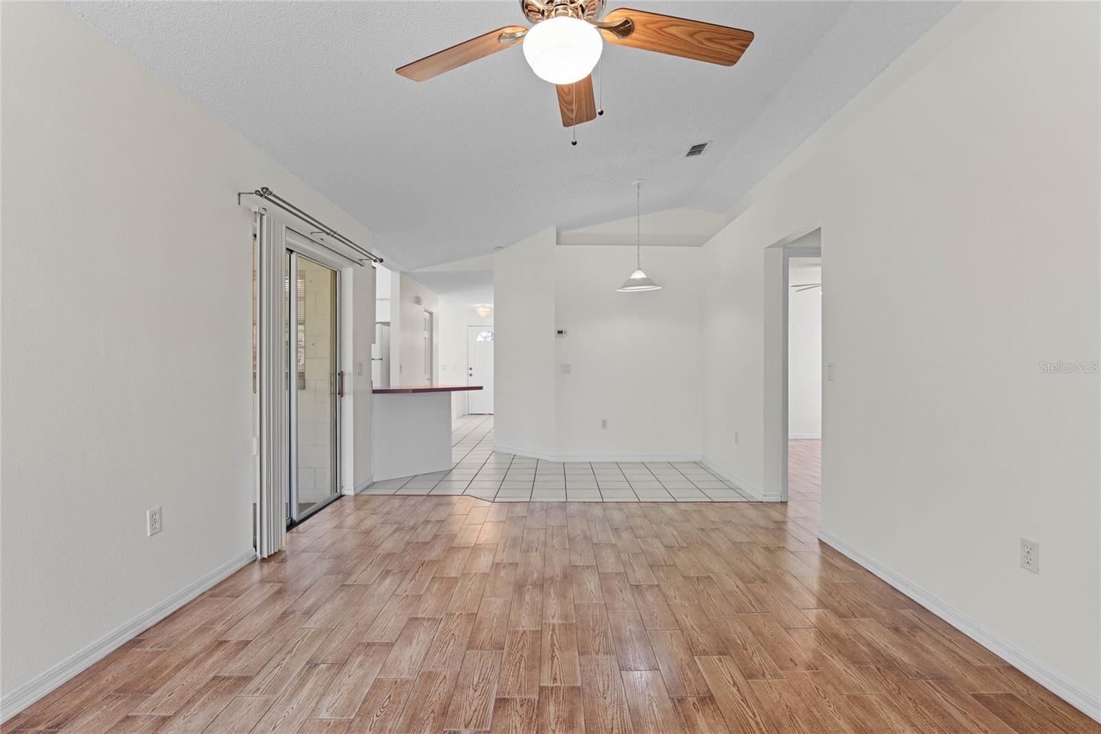 101 NEAL DR, DELTONA, FL, 32738