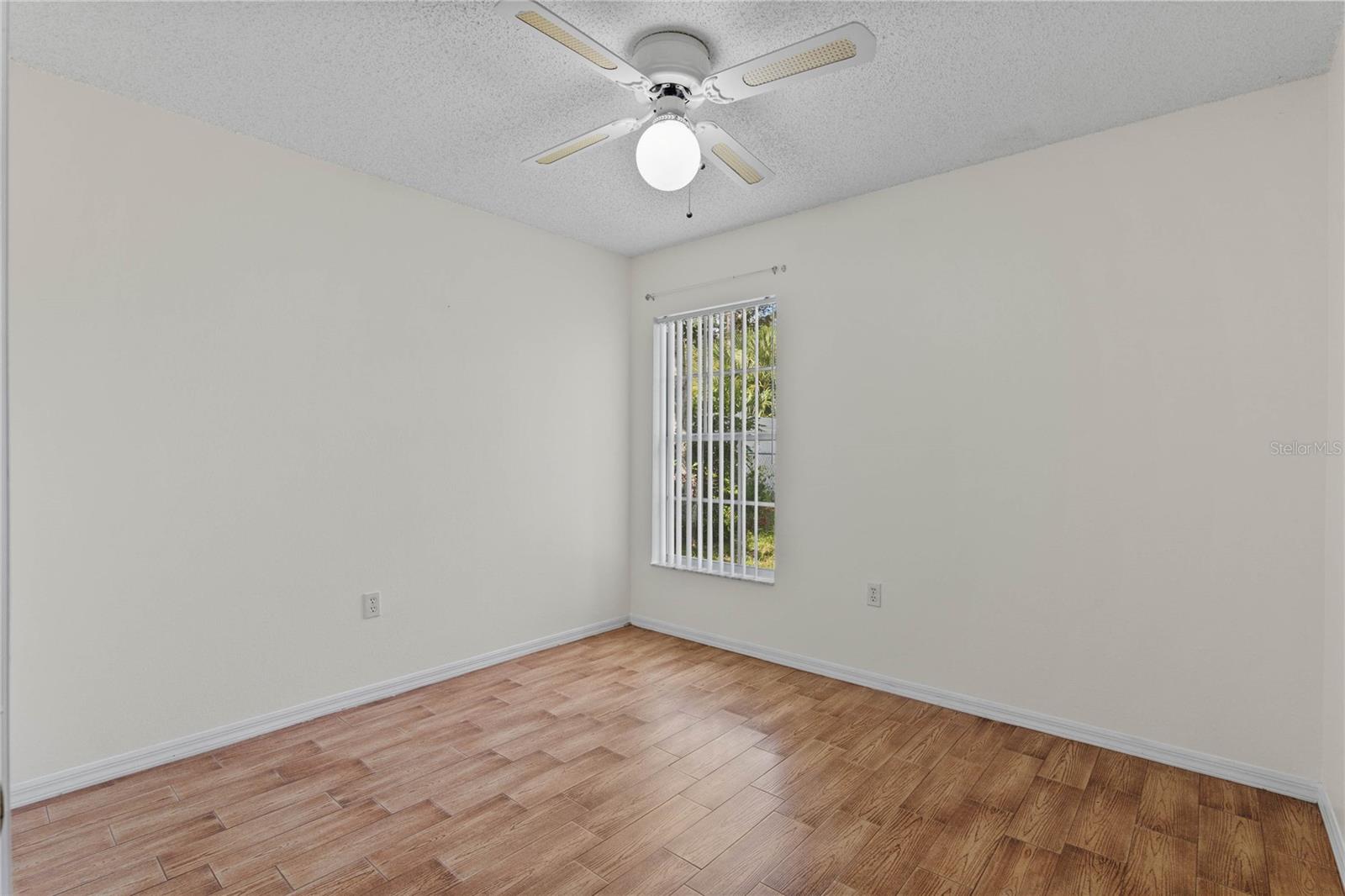 101 NEAL DR, DELTONA, FL, 32738