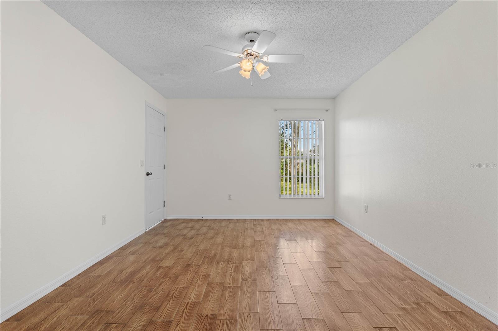 101 NEAL DR, DELTONA, FL, 32738