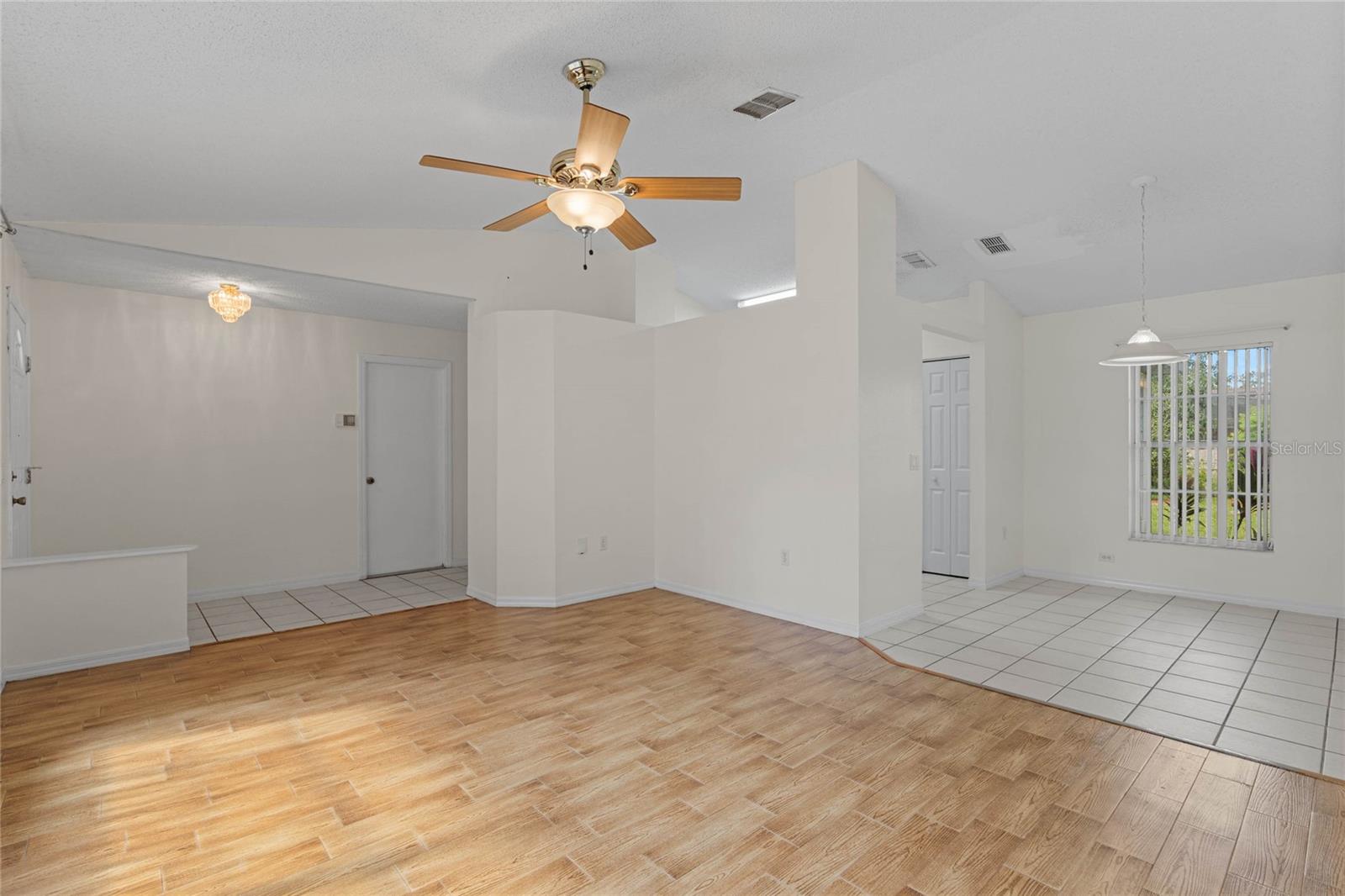 101 NEAL DR, DELTONA, FL, 32738