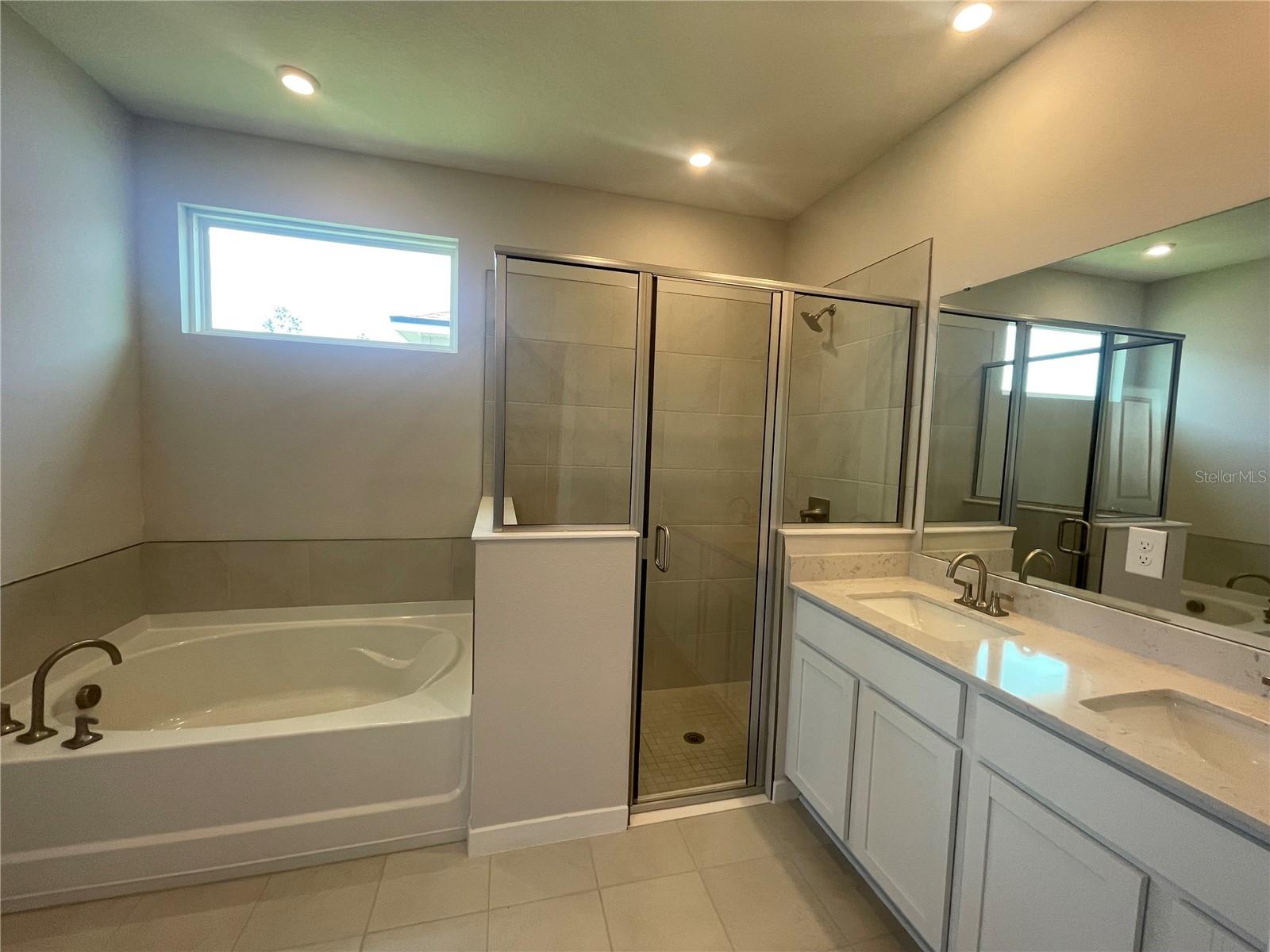 214 MONTGOMERY CT, PALM COAST, FL, 32164