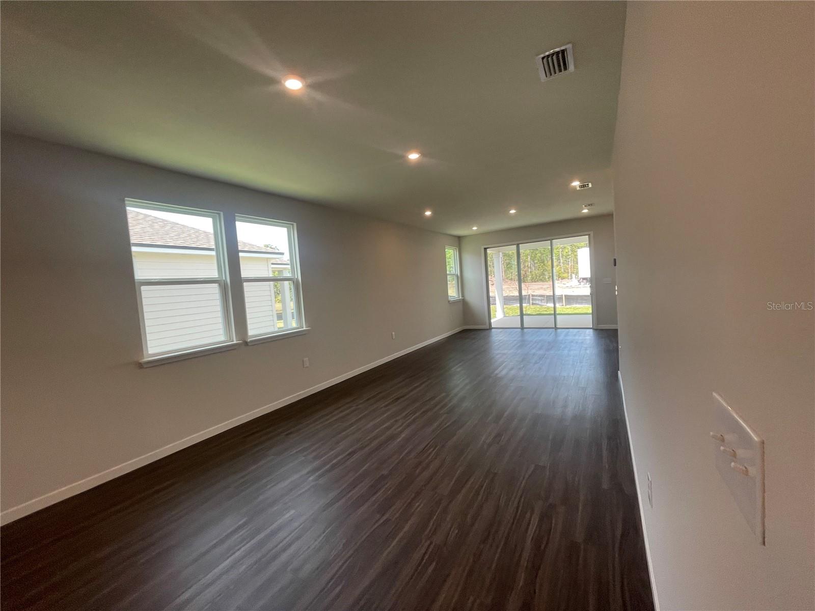 214 MONTGOMERY CT, PALM COAST, FL, 32164