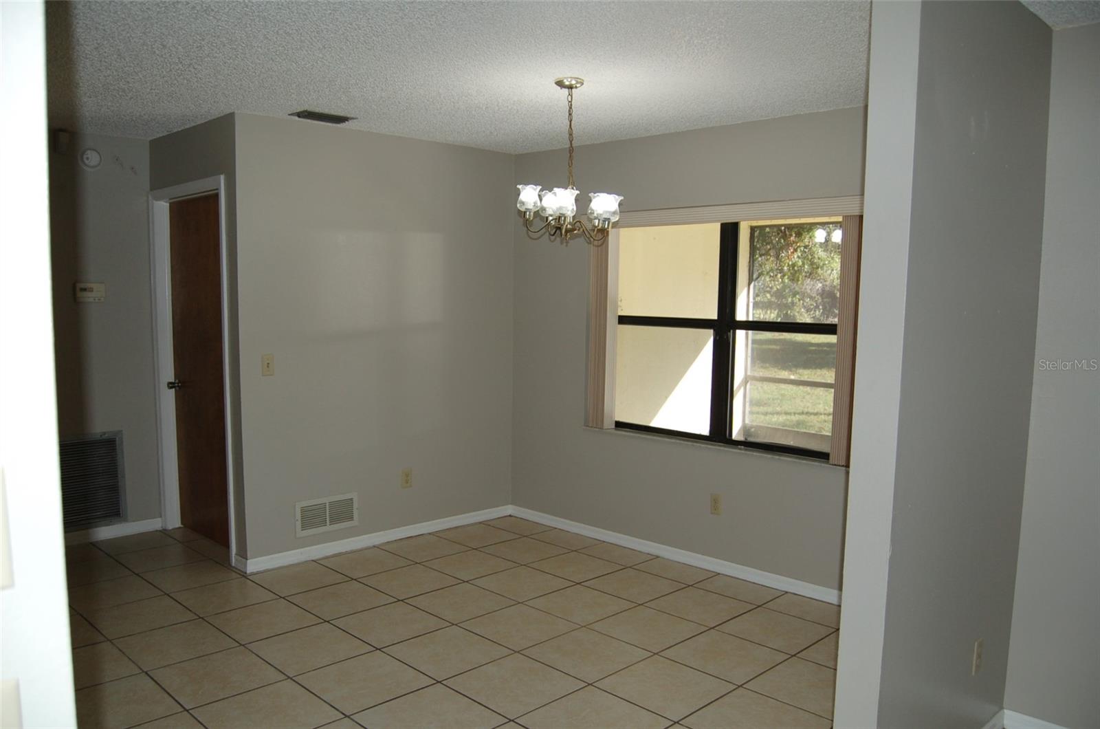 1630 FENTRESS AVE, DELTONA, FL, 32738