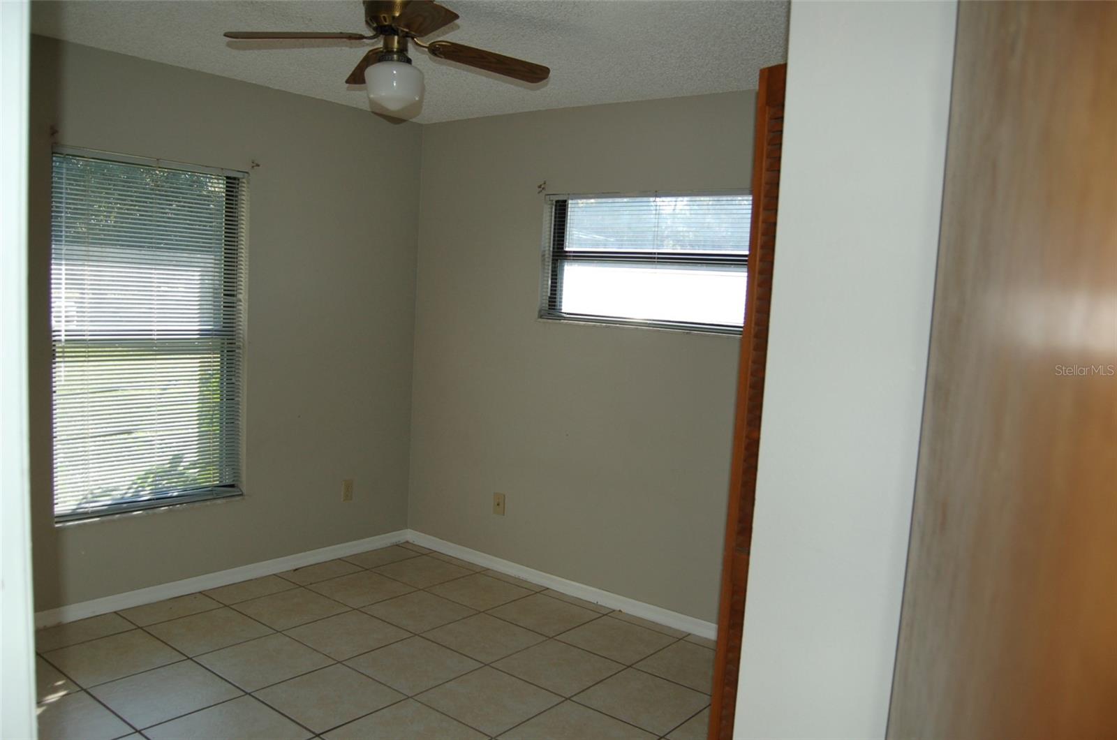 1630 FENTRESS AVE, DELTONA, FL, 32738