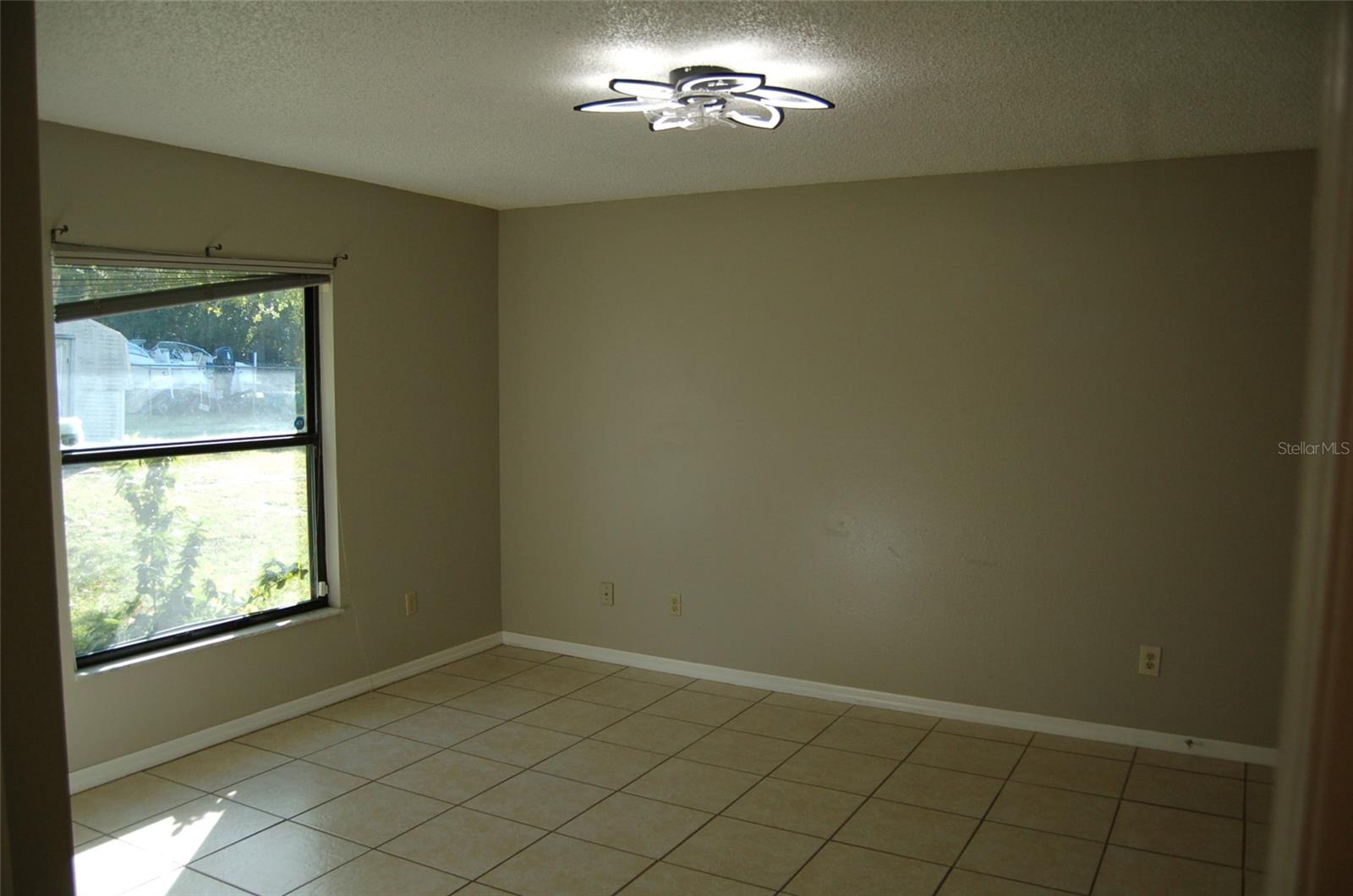 1630 FENTRESS AVE, DELTONA, FL, 32738