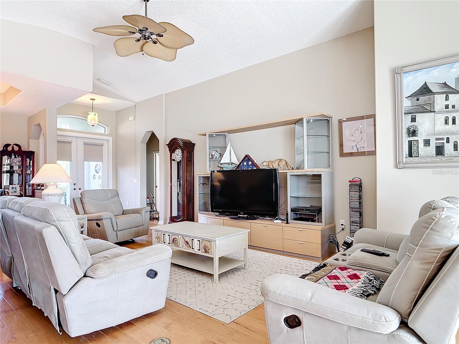 18138 AVONSDALE CIR, PORT CHARLOTTE, FL, 33948