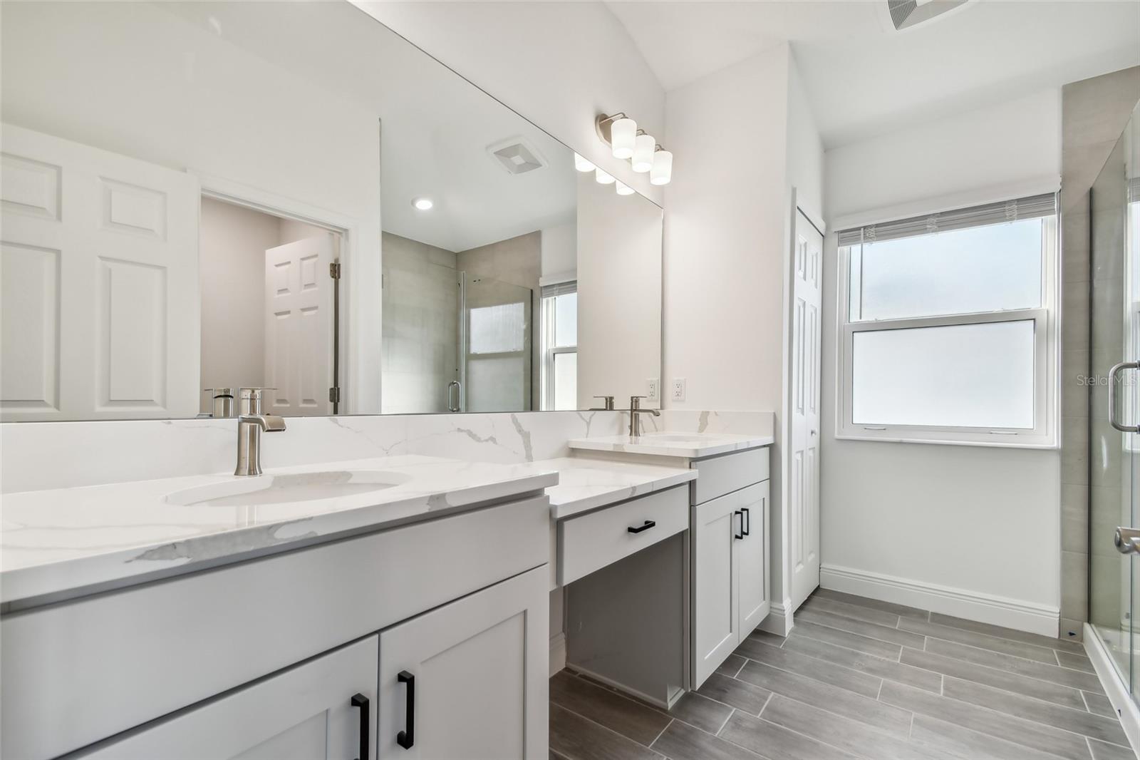 298 VIA ANINA DR, SARASOTA, FL, 34243