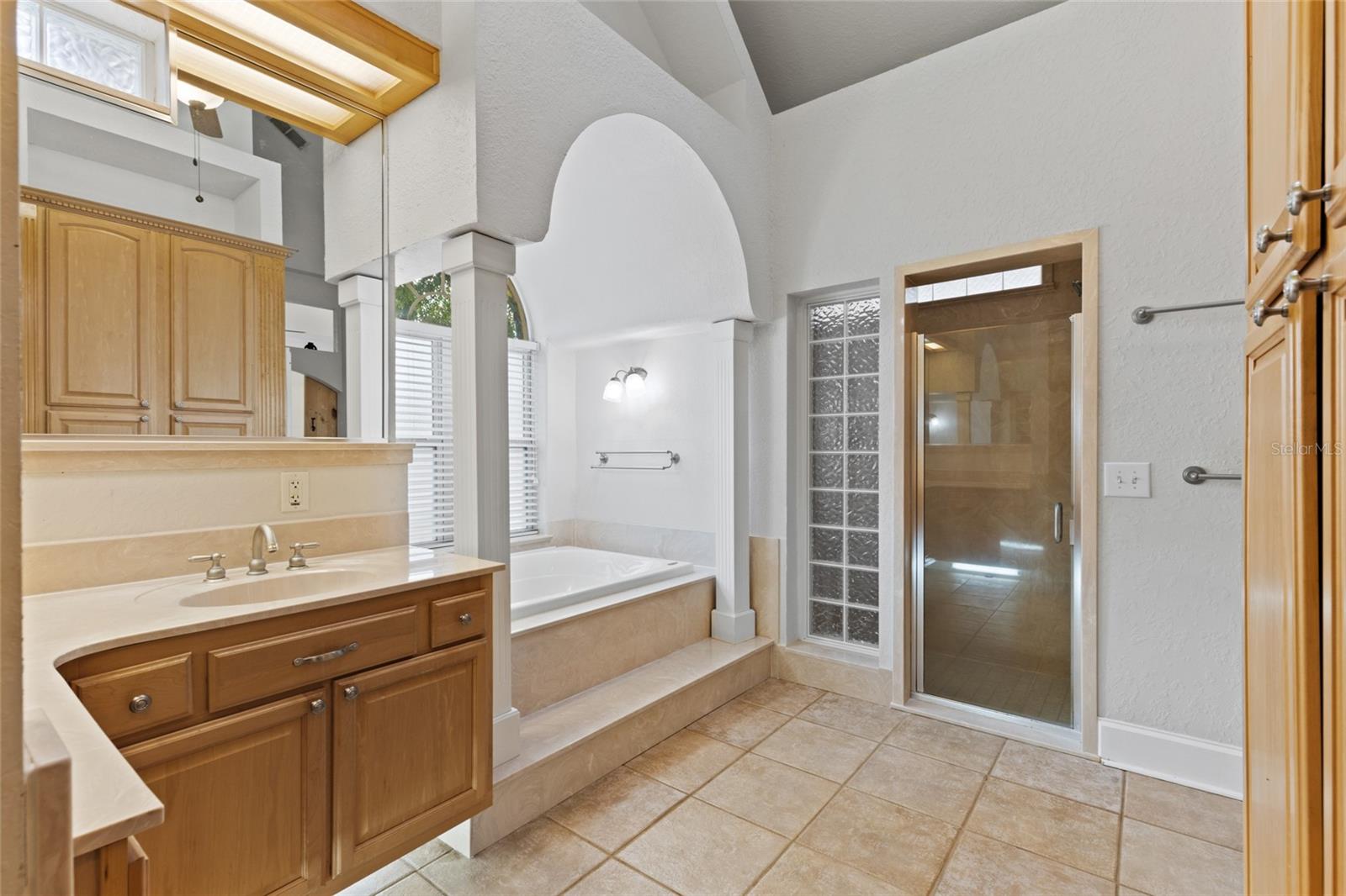 16638 N HIGHWAY 329, REDDICK, FL, 32686